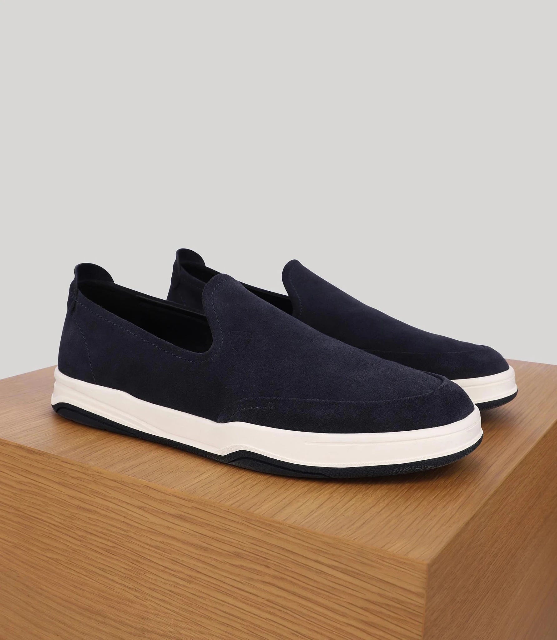 Chaussures casual en suède marine - IZAC