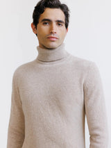 Pull en laine col roulé beige