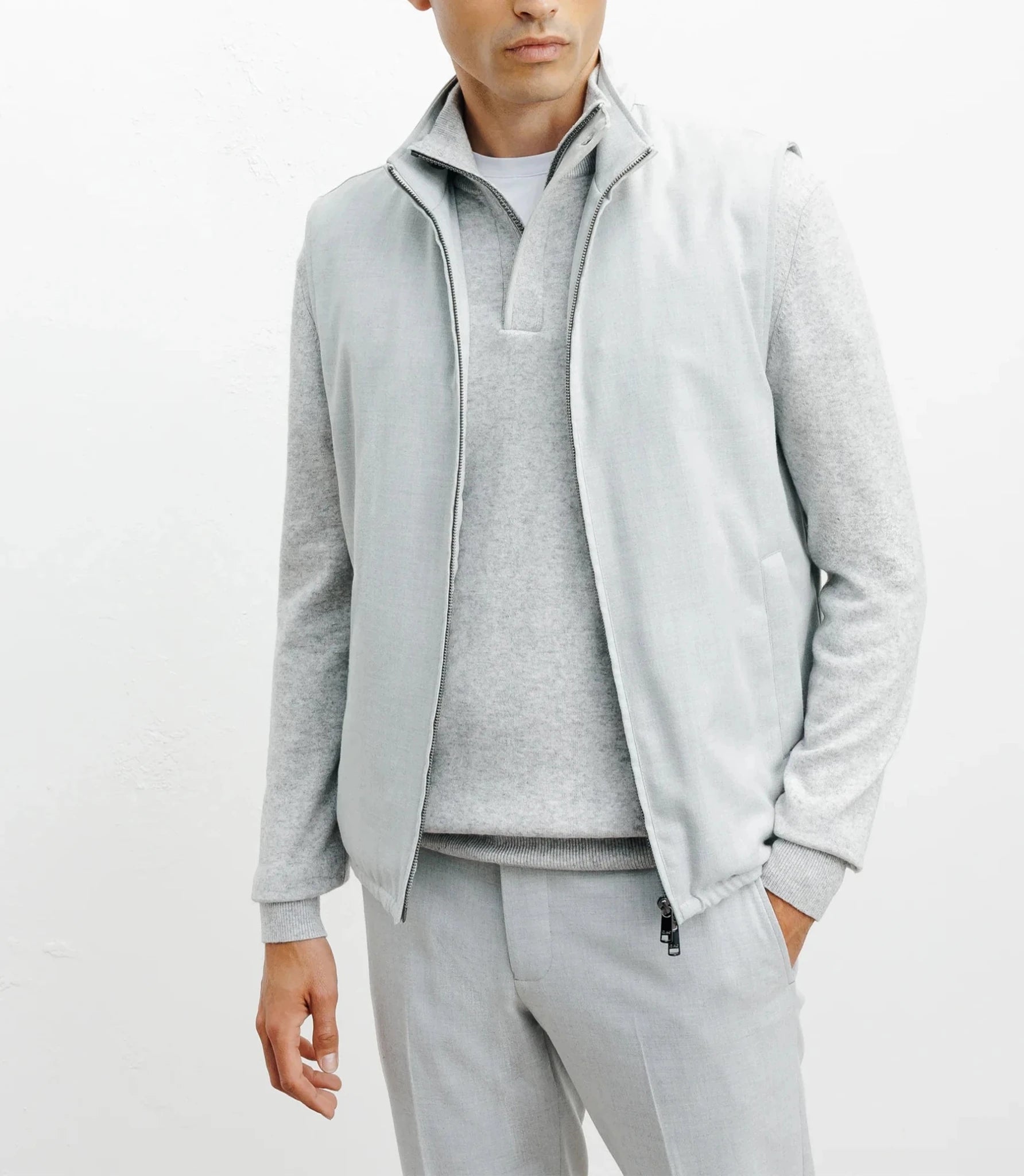 Doudoune sans manches gris clair