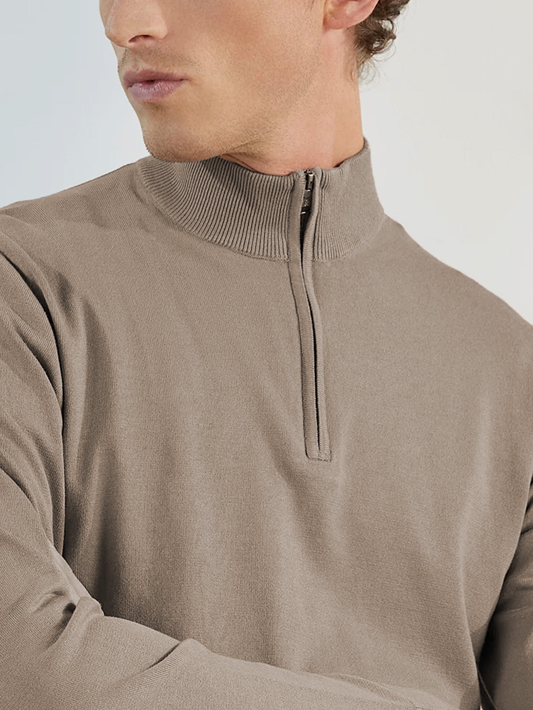 Pull col zip taupe