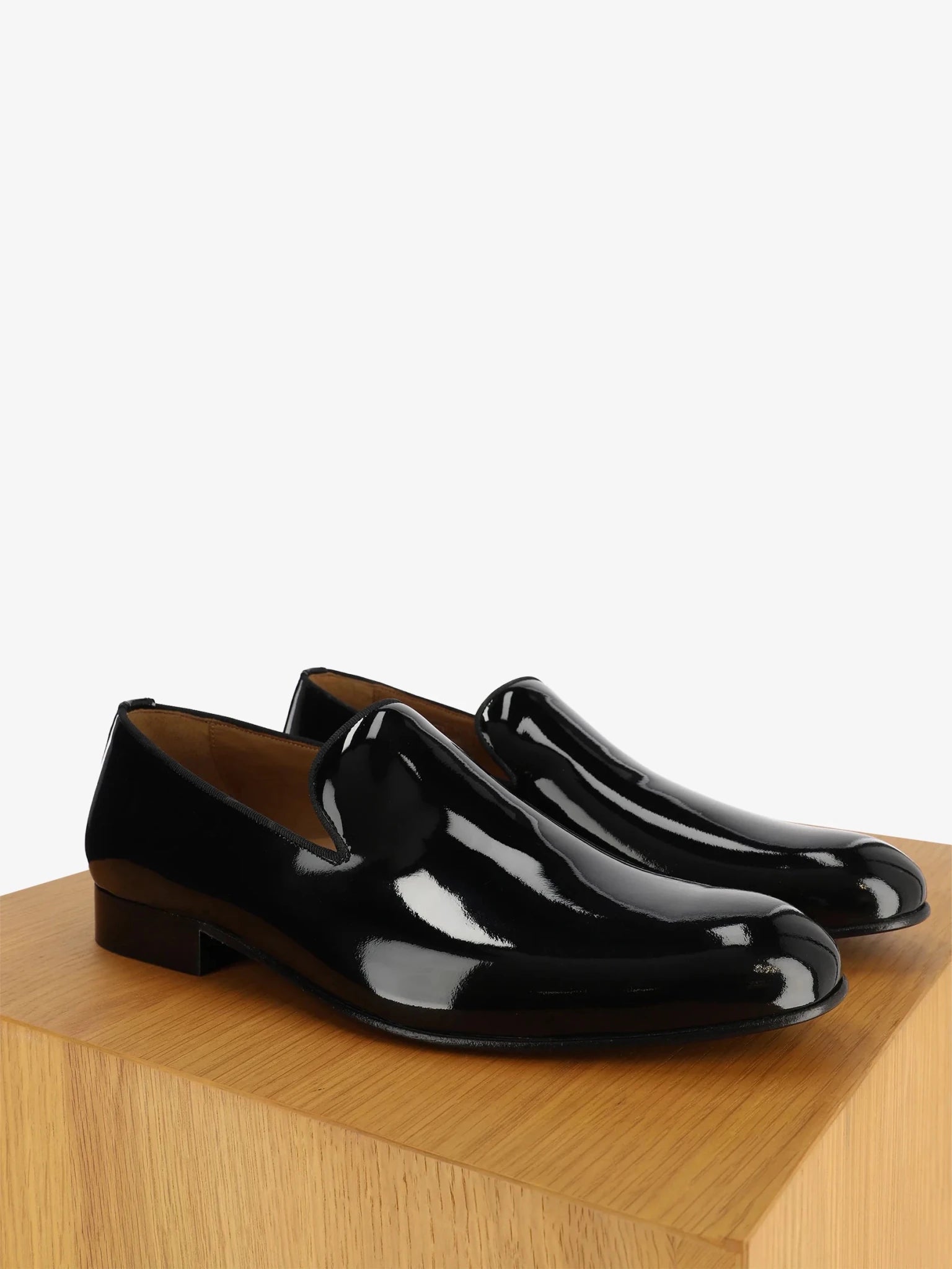 Mocassin en cuir verni noir - IZAC