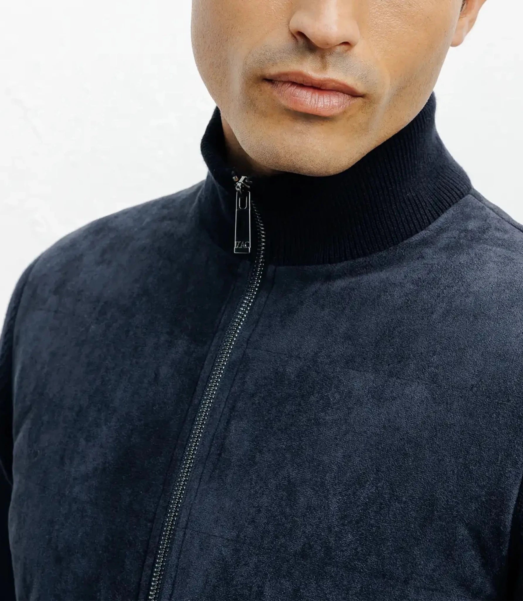 Navy two-component zip vest