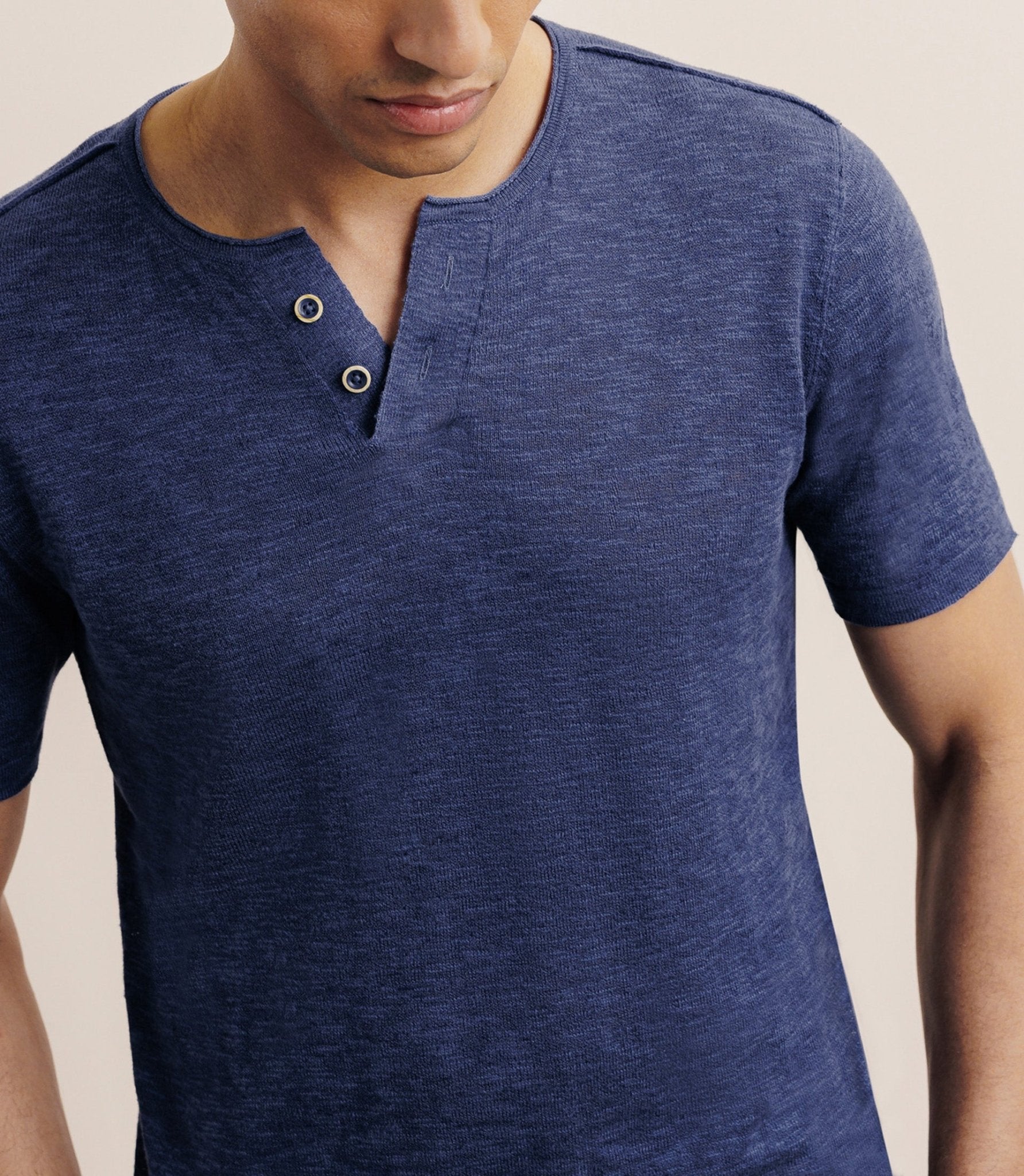 T-shirt boutonné marine - IZAC