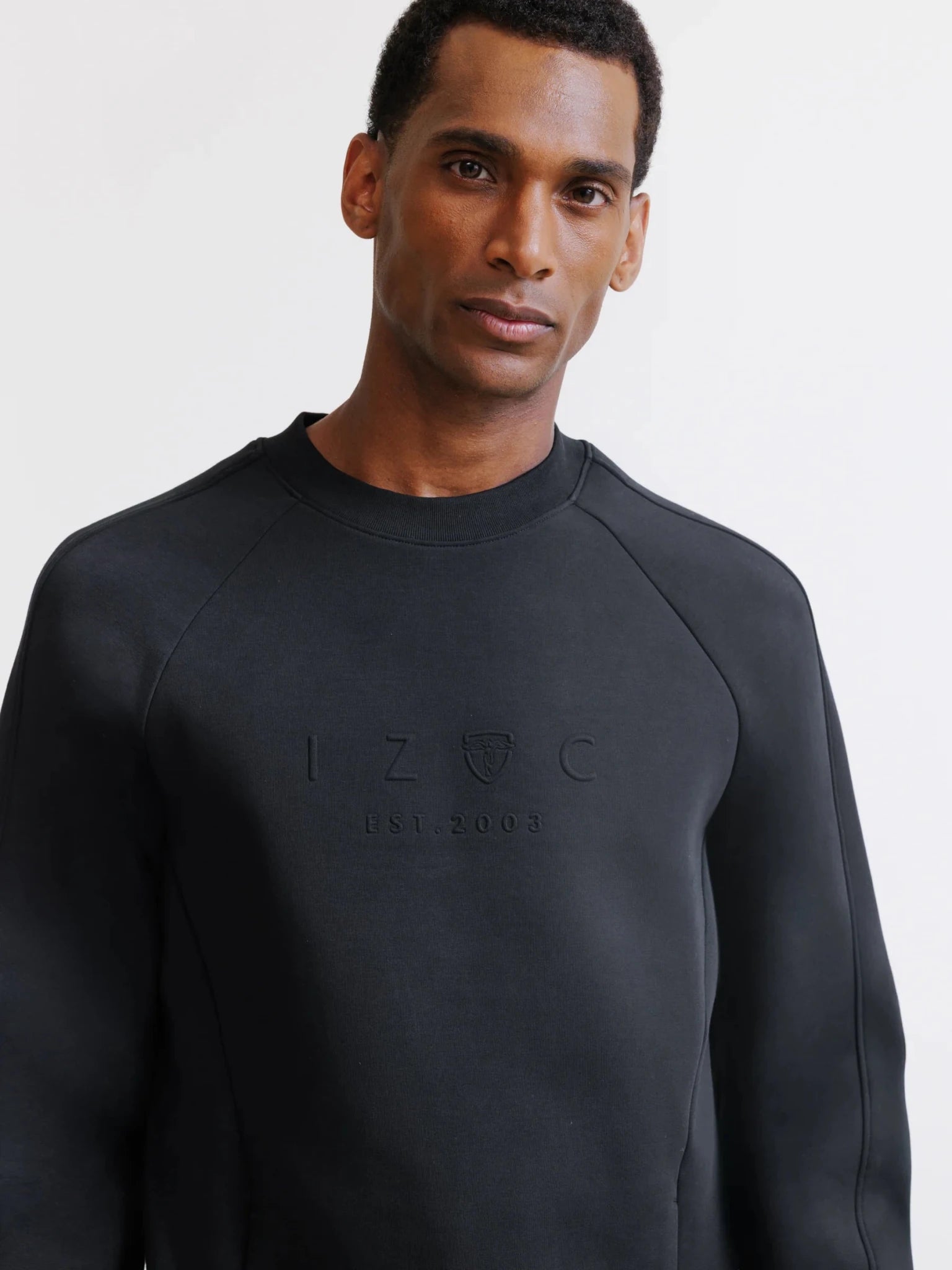 Sweat col rond noir - IZAC