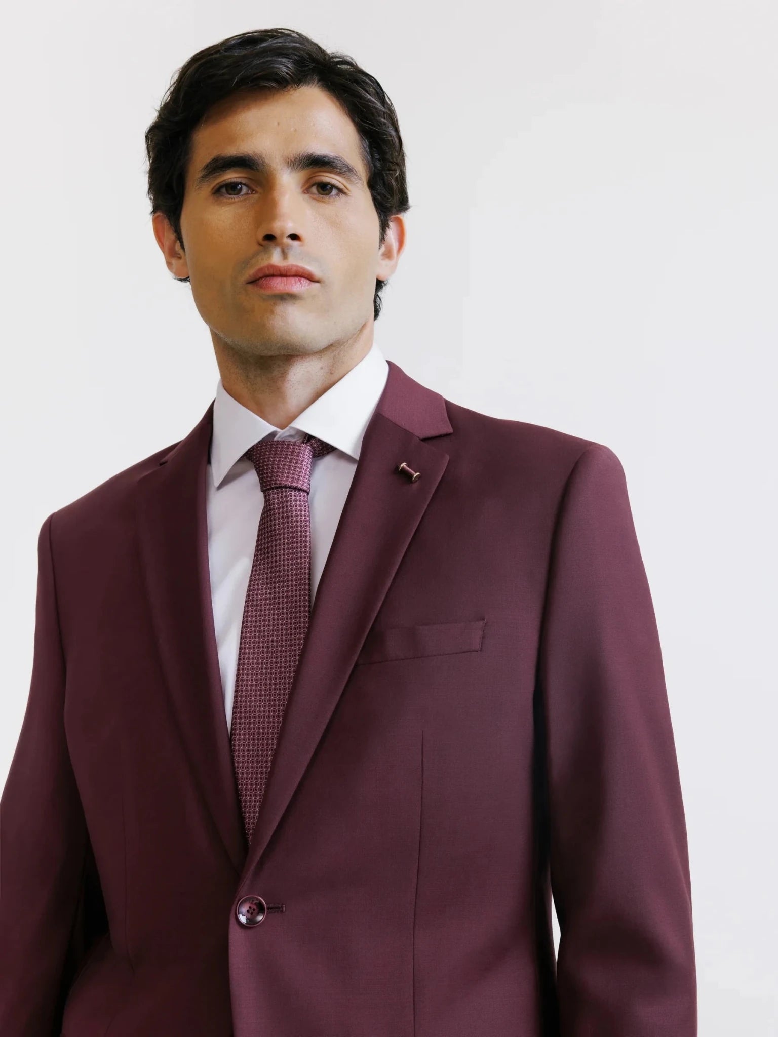 2-button suit in plum wool