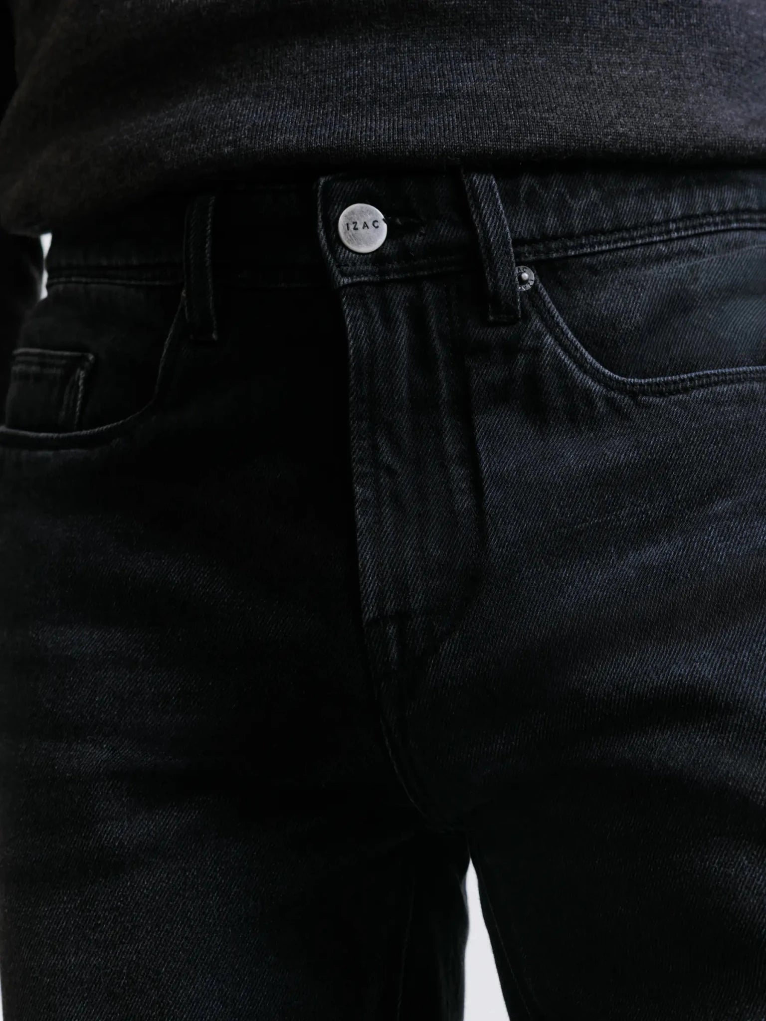 Jean 5 poches regular noir - IZAC
