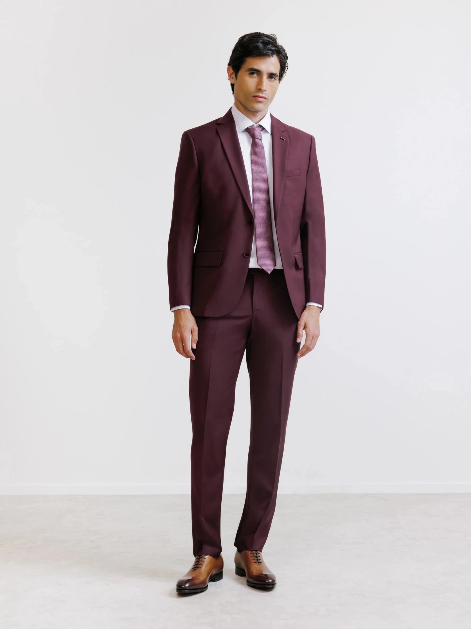 2-button suit in plum wool