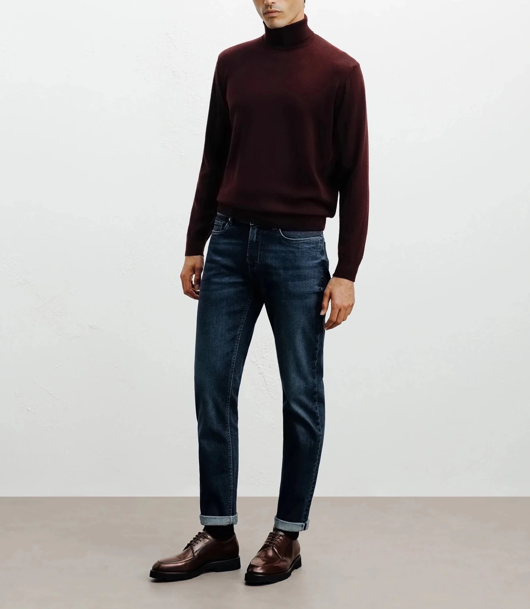Pull col roulé bordeaux - IZAC