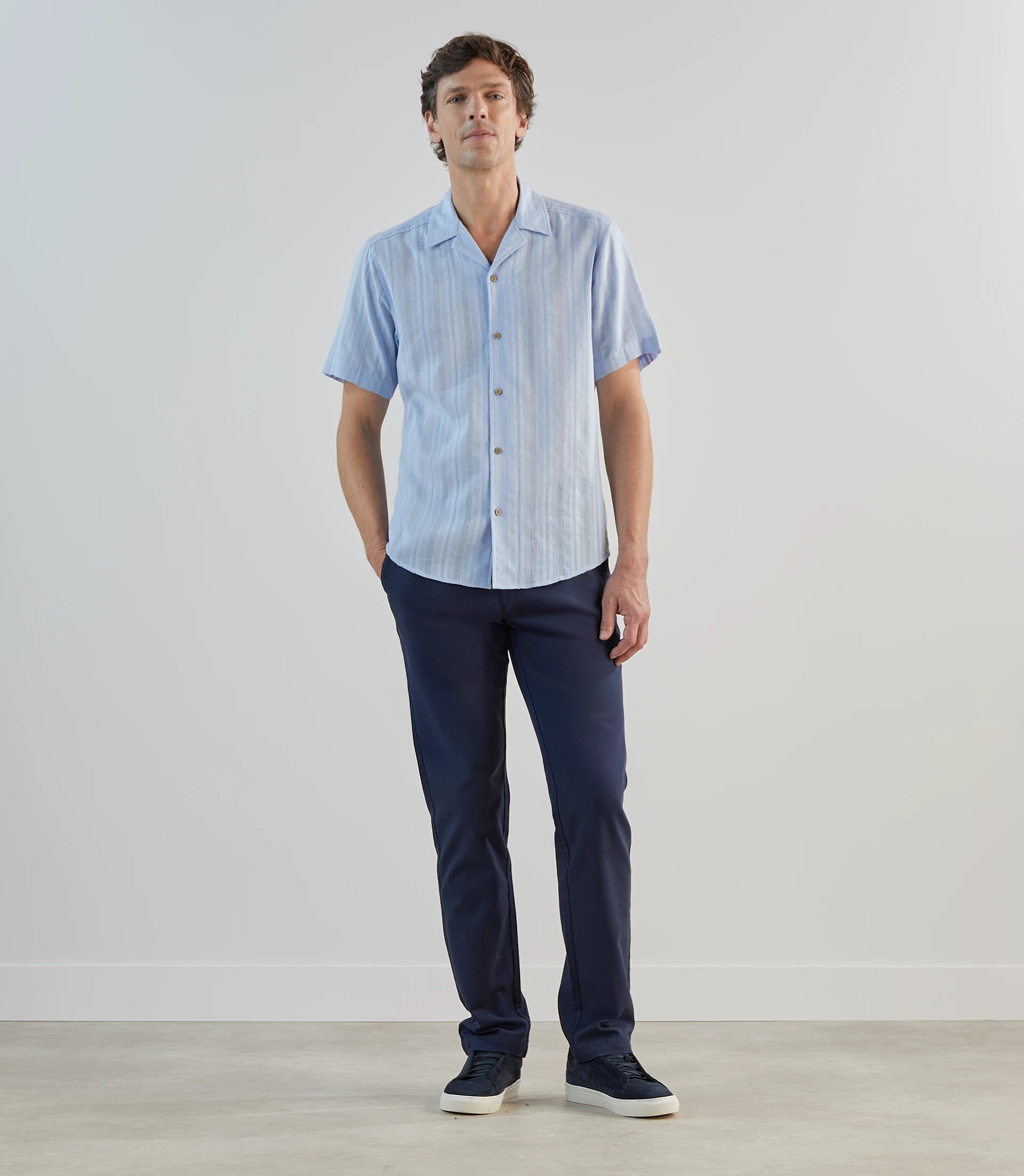 Chemise casual brodée ciel - IZAC