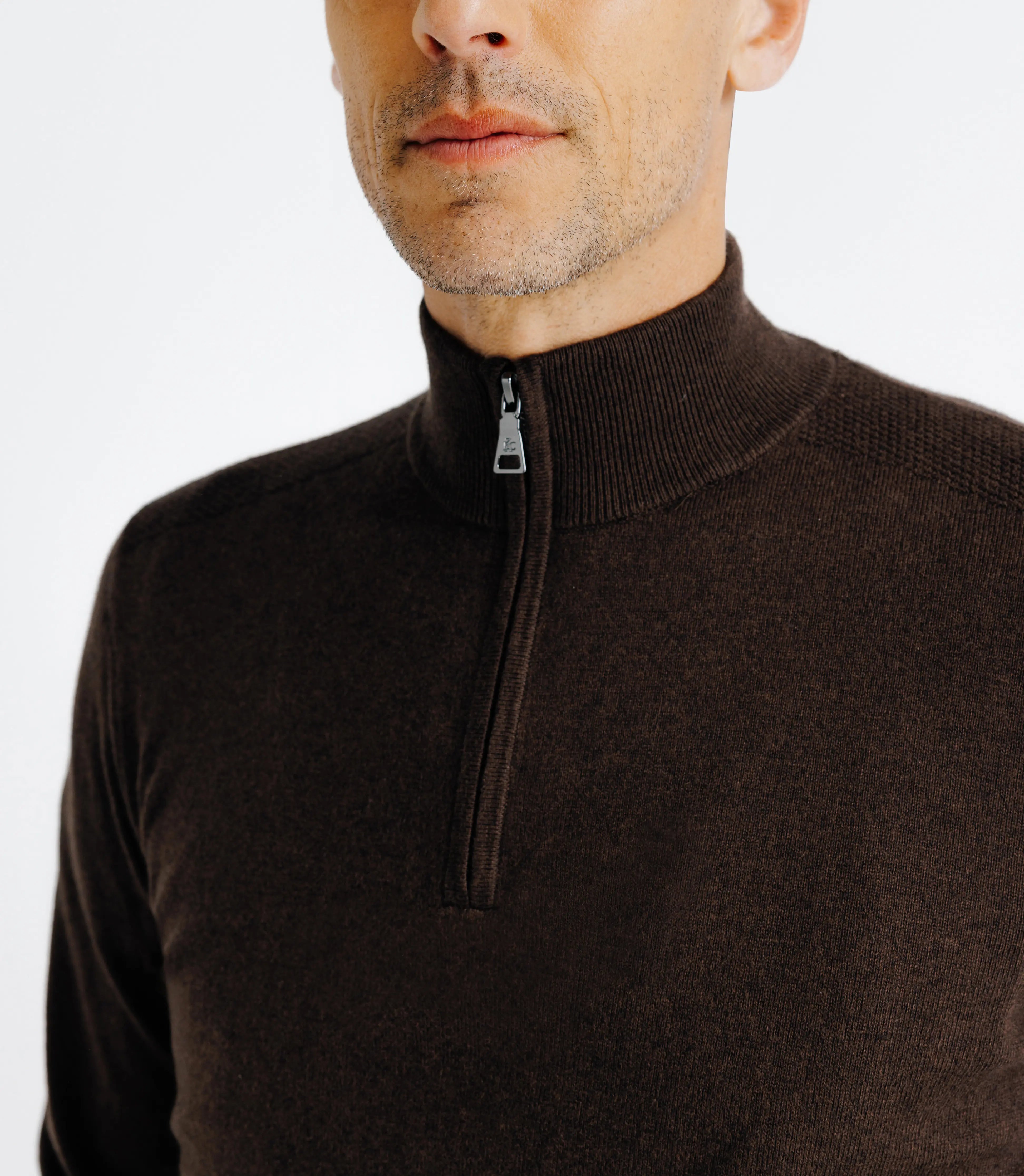 Pull coton/cachemire col zippé chocolat - IZAC