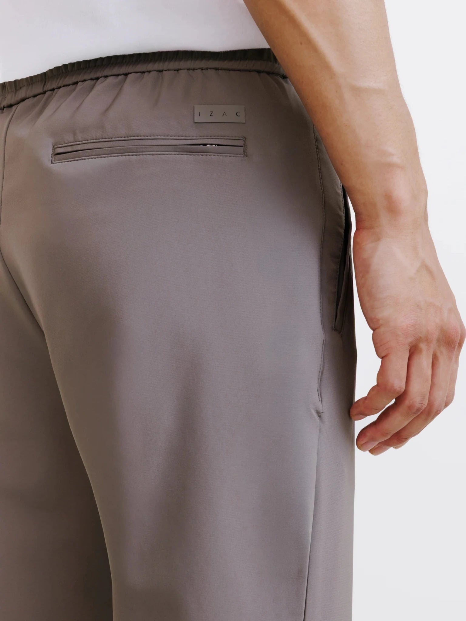 Pantalon technique taupe - IZAC
