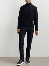Pull col roulé torsadé noir