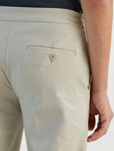 Pantalon ville en tissu technique mastic