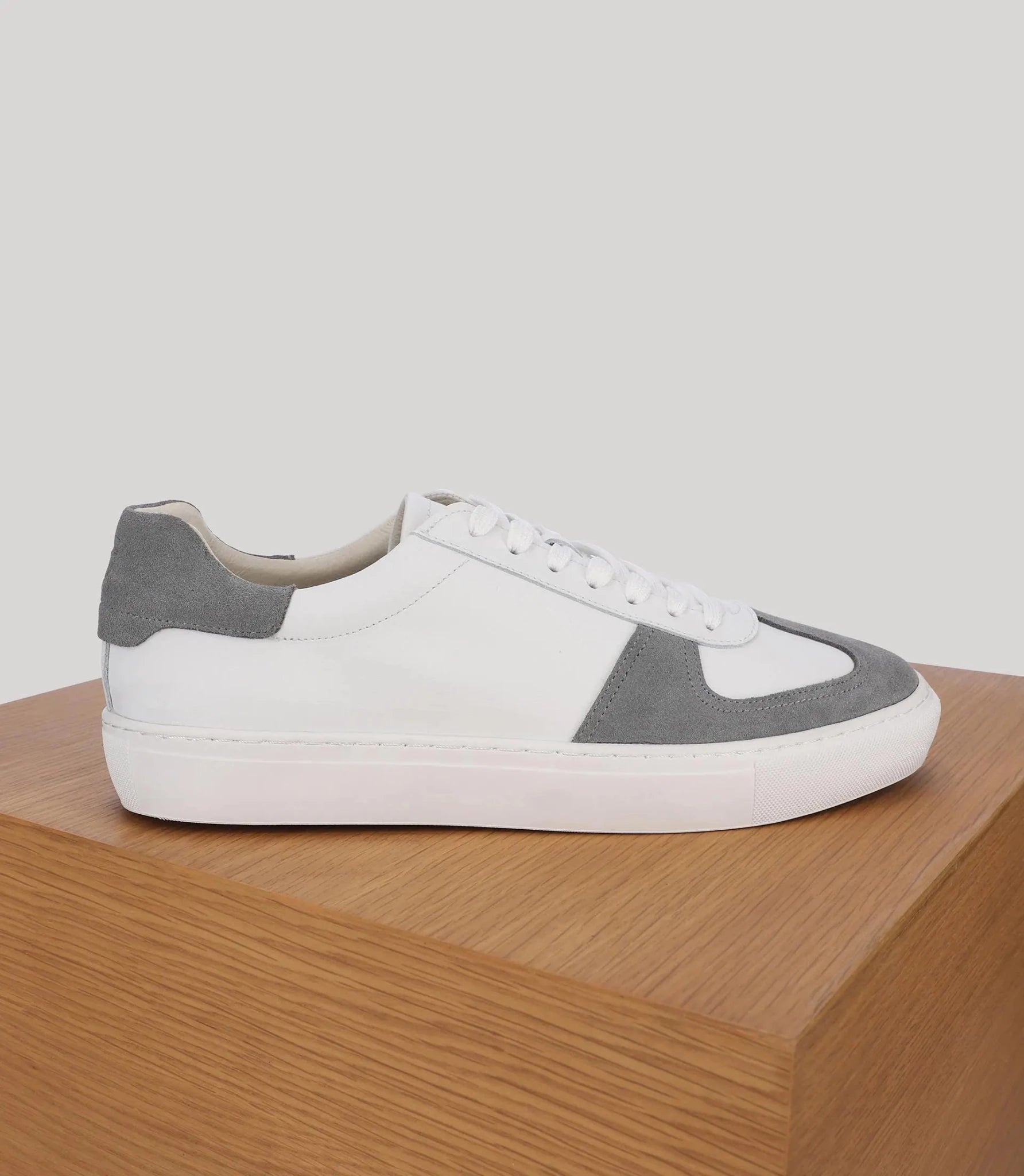 Basket bi - matière blanche - IZAC