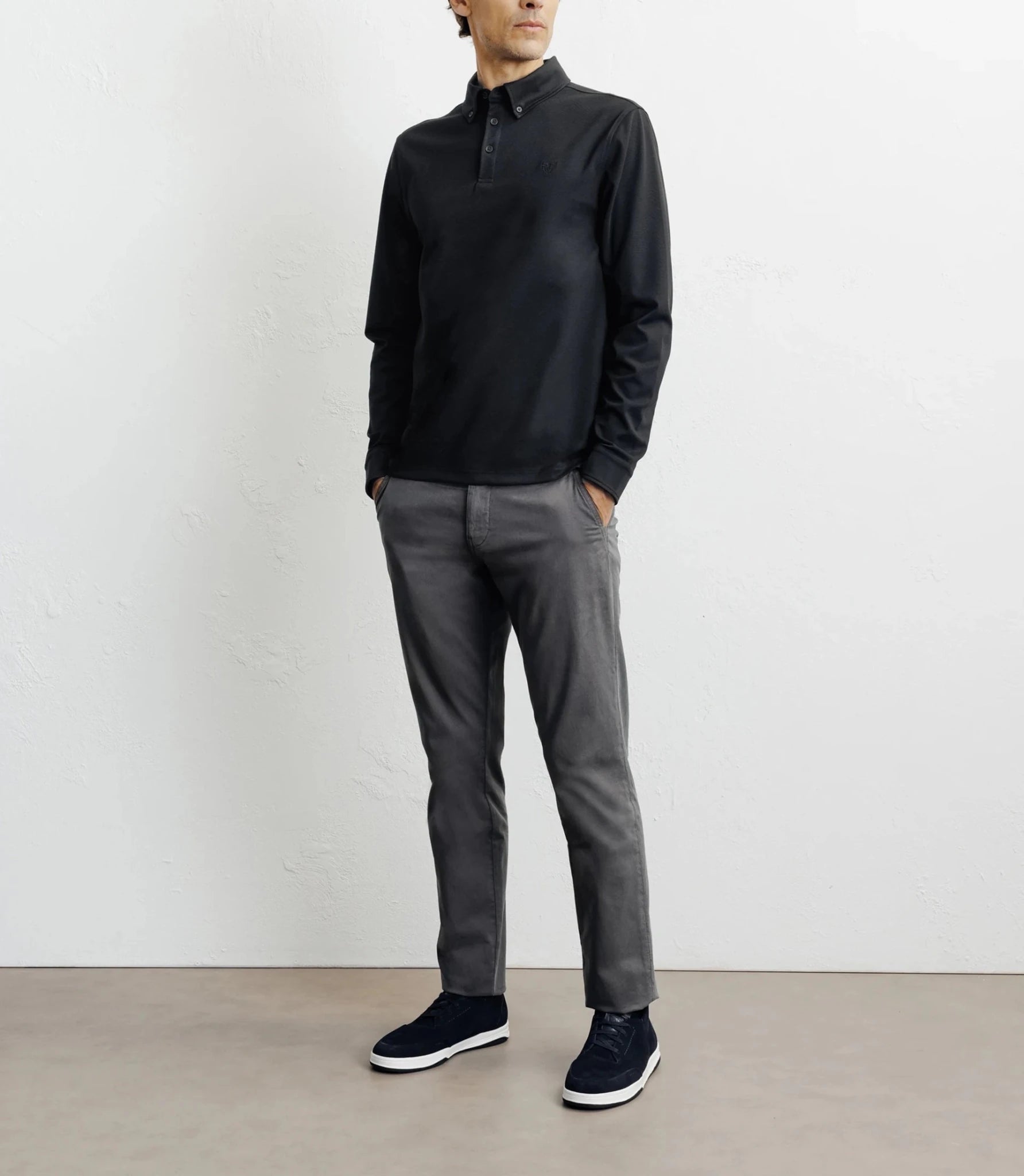 Long-sleeved button-down polo shirt, black