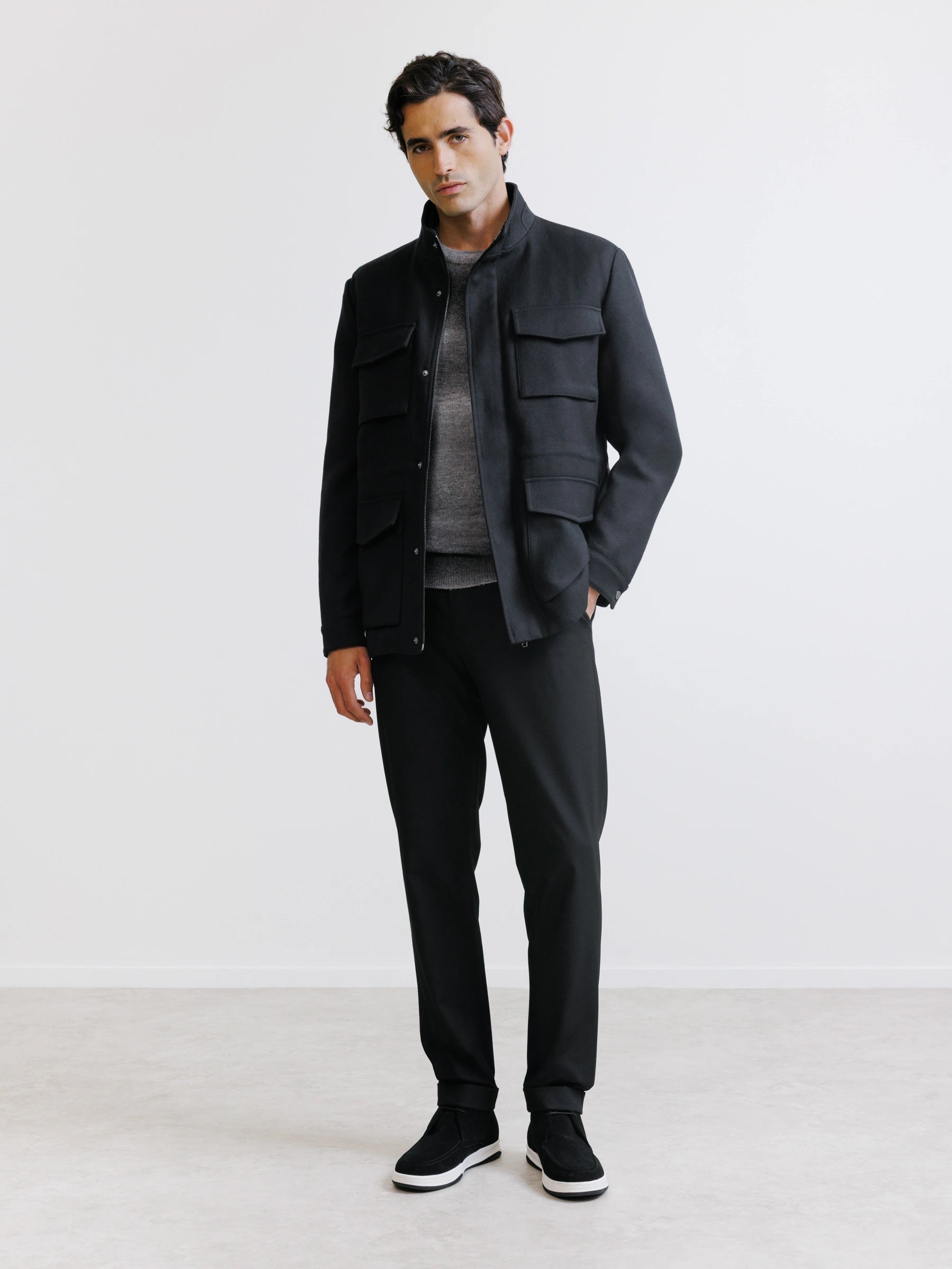 Parka courte à col montant noire