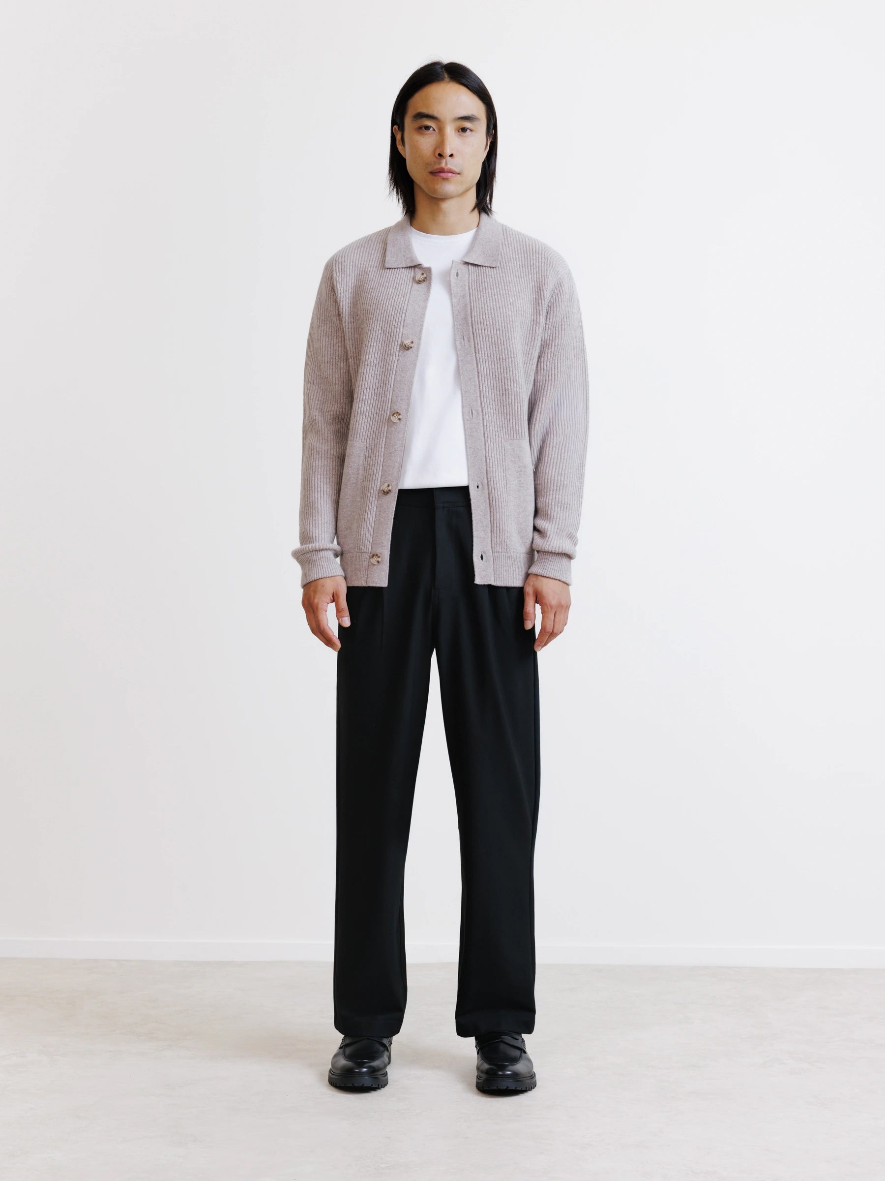 Beige wool collared cardigan