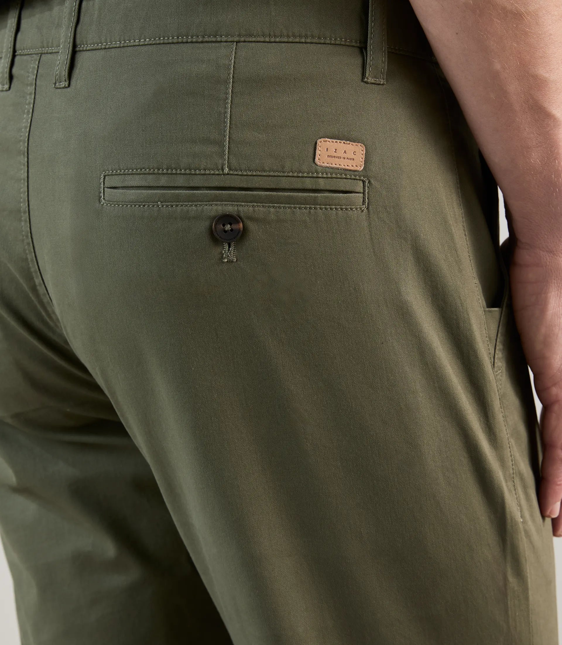 Pantalon chino kaki - IZAC