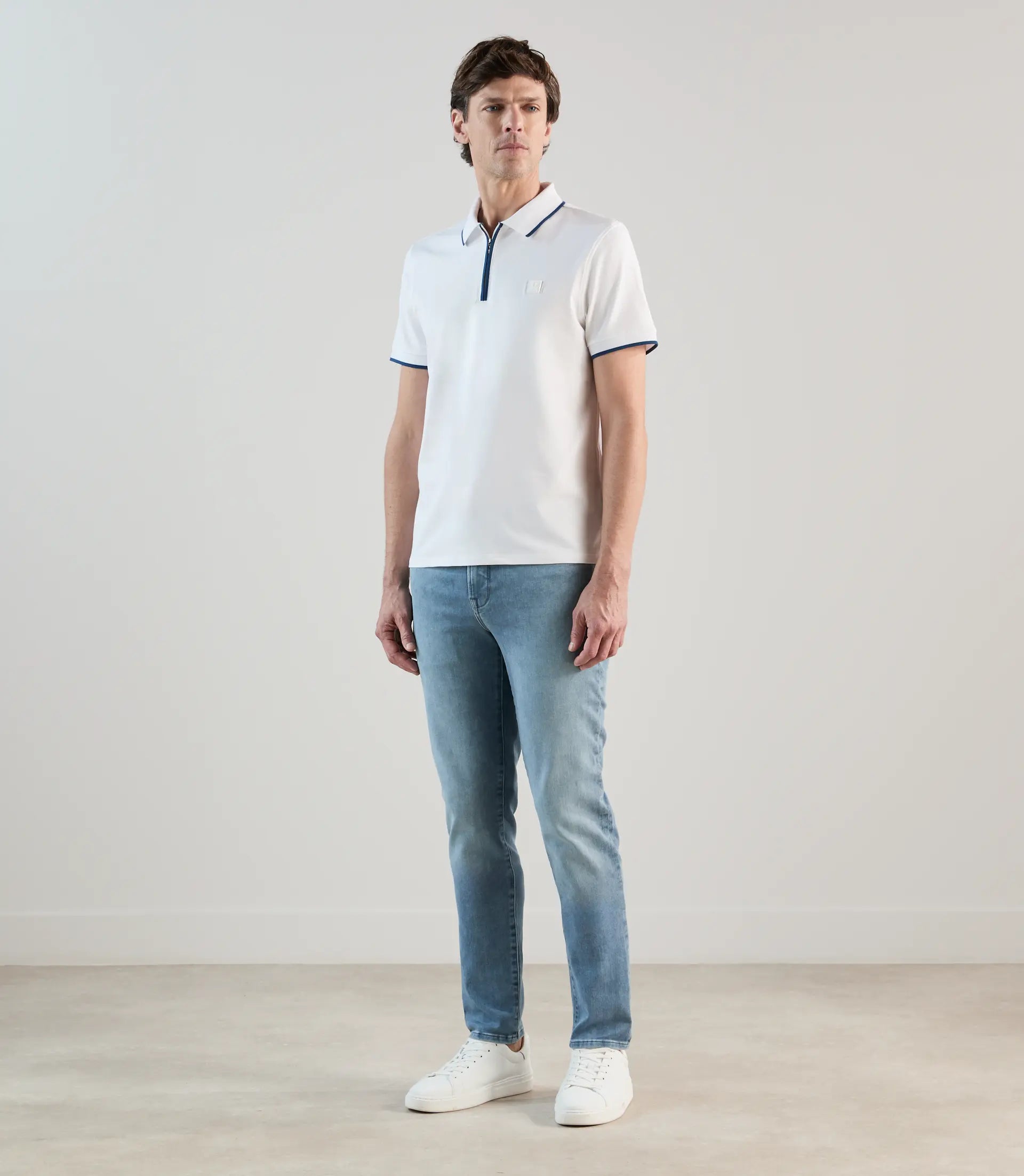 Polo à col zippé blanc - IZAC