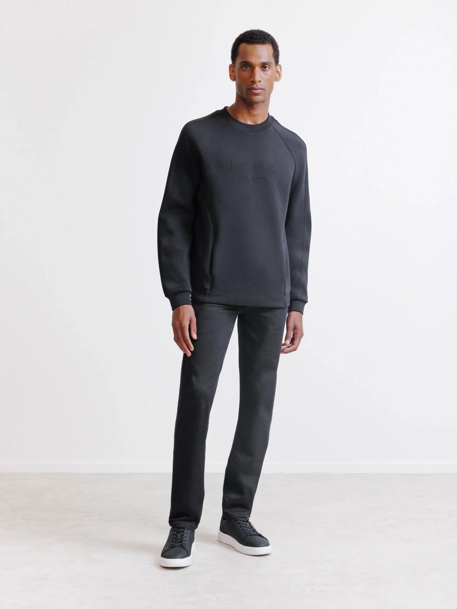 Sweat col rond noir - IZAC