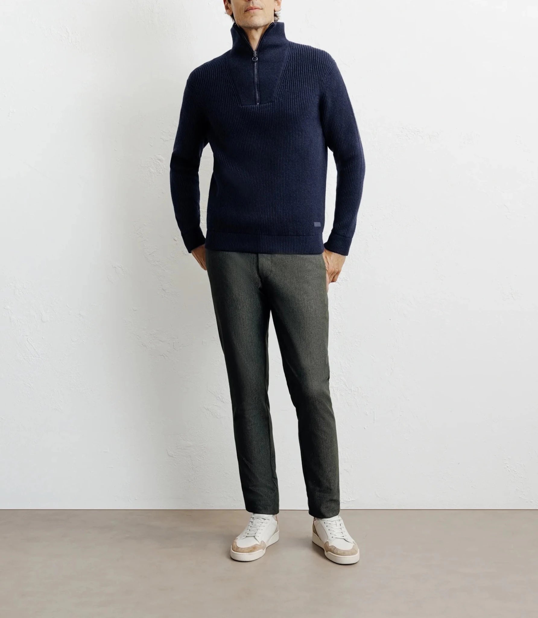 Wool sweater with navy trucker collar