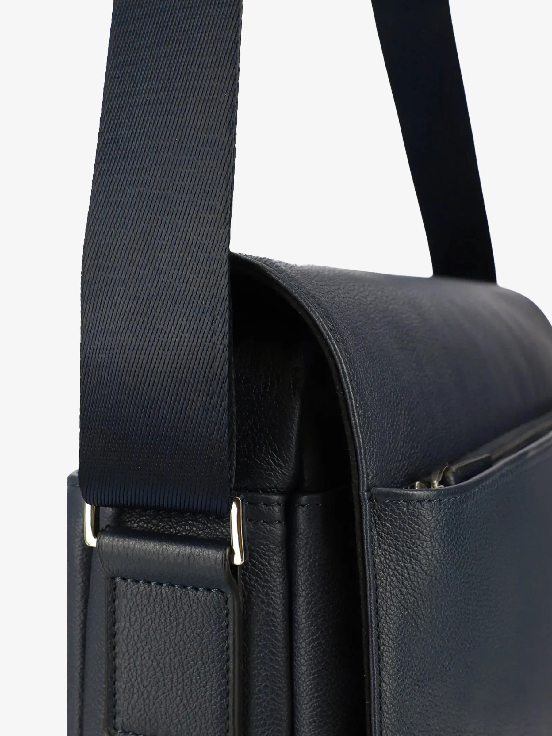 Navy shoulder bag