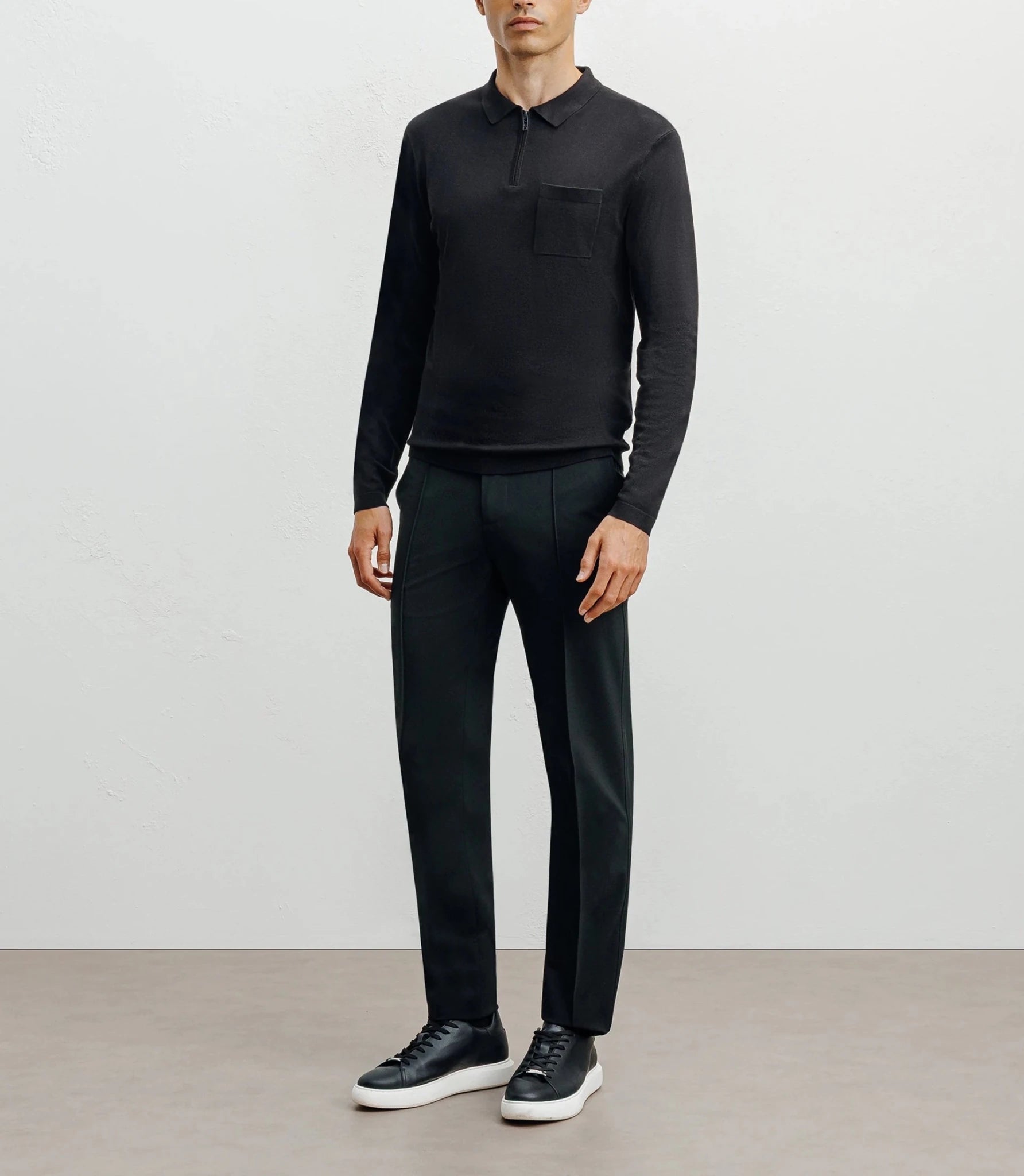 Pull col polo zippé en maille fine noir - IZAC