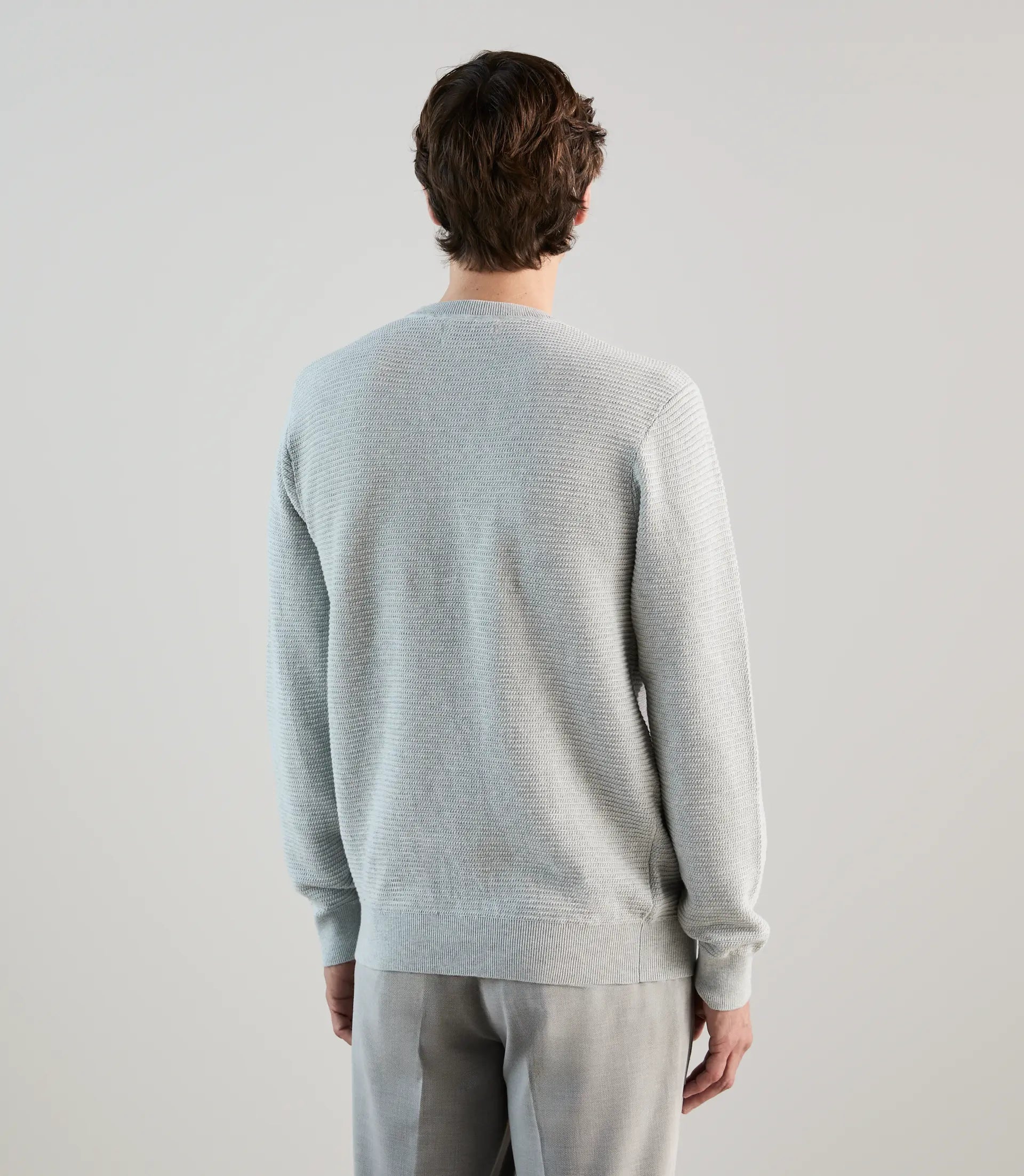 Pull col rond en jeu de points gris perle - IZAC