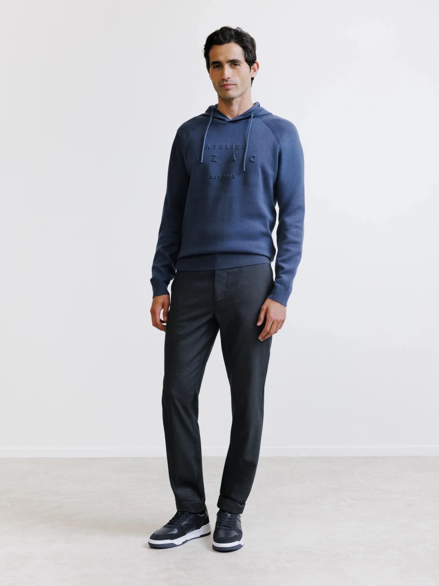 Pull à capuche en maille bleu gris - IZAC
