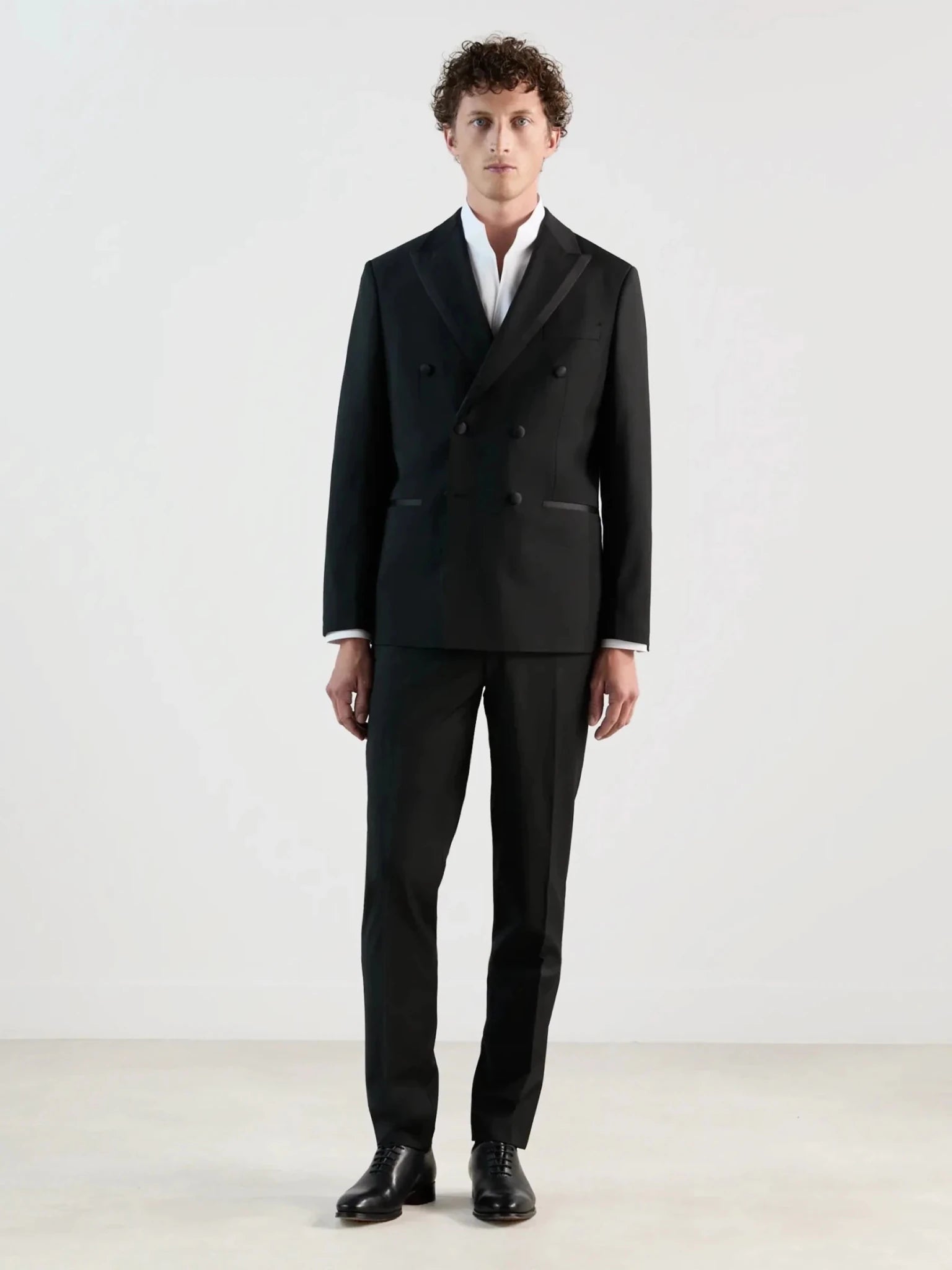 Costume croisé noir