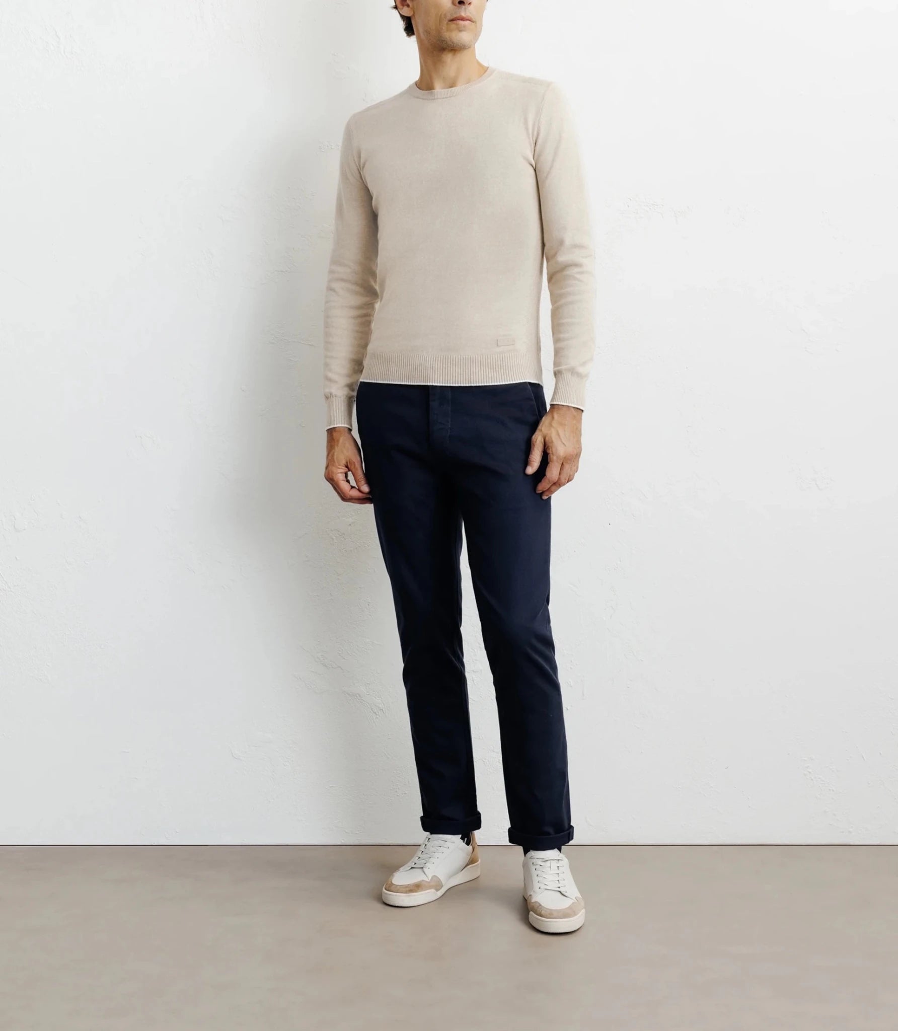 Pull col rond en coton beige
