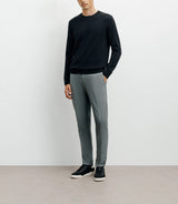 100% black cashmere round neck sweater