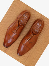 Brown leather richelieu shoes