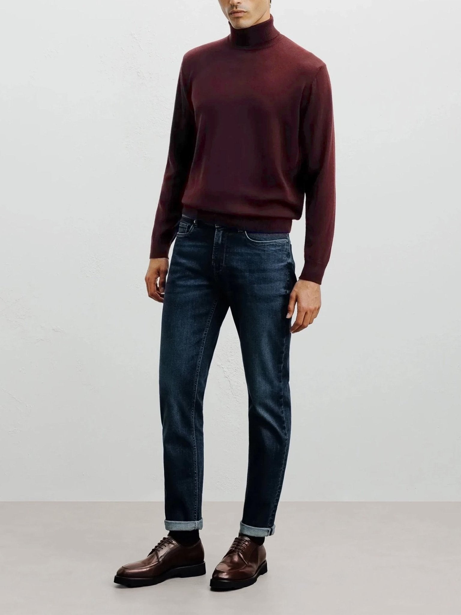 Pull col roulé bordeaux - IZAC