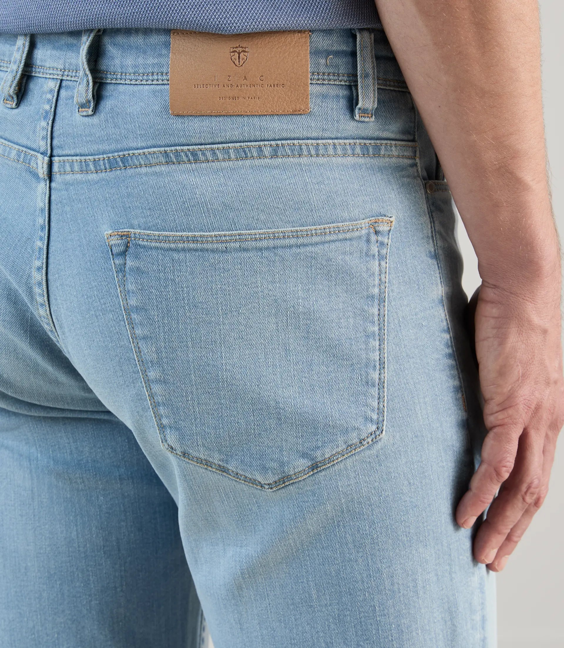 Jean 5 poches regular bleach - IZAC