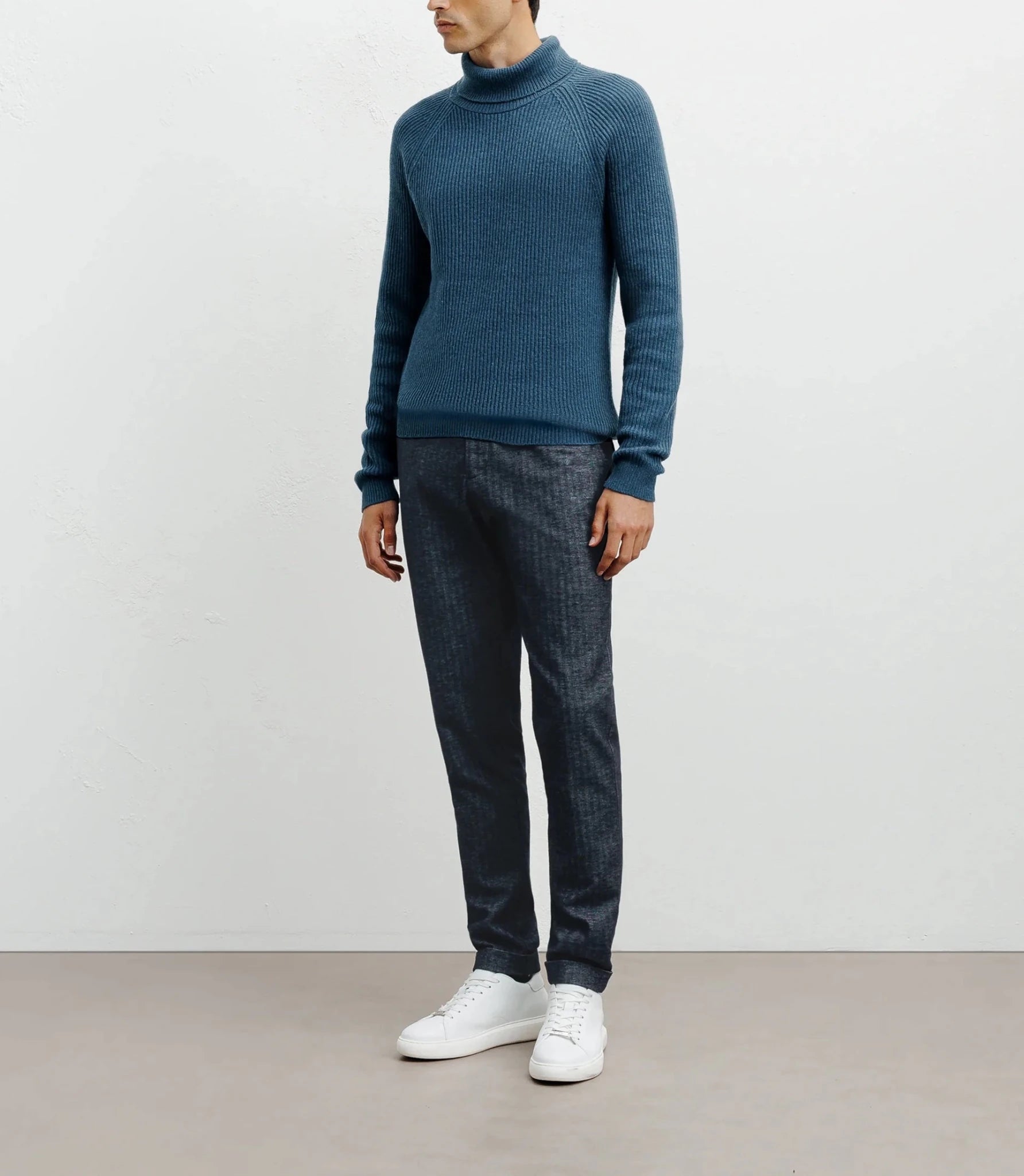 Pull col roulé uni canard - IZAC