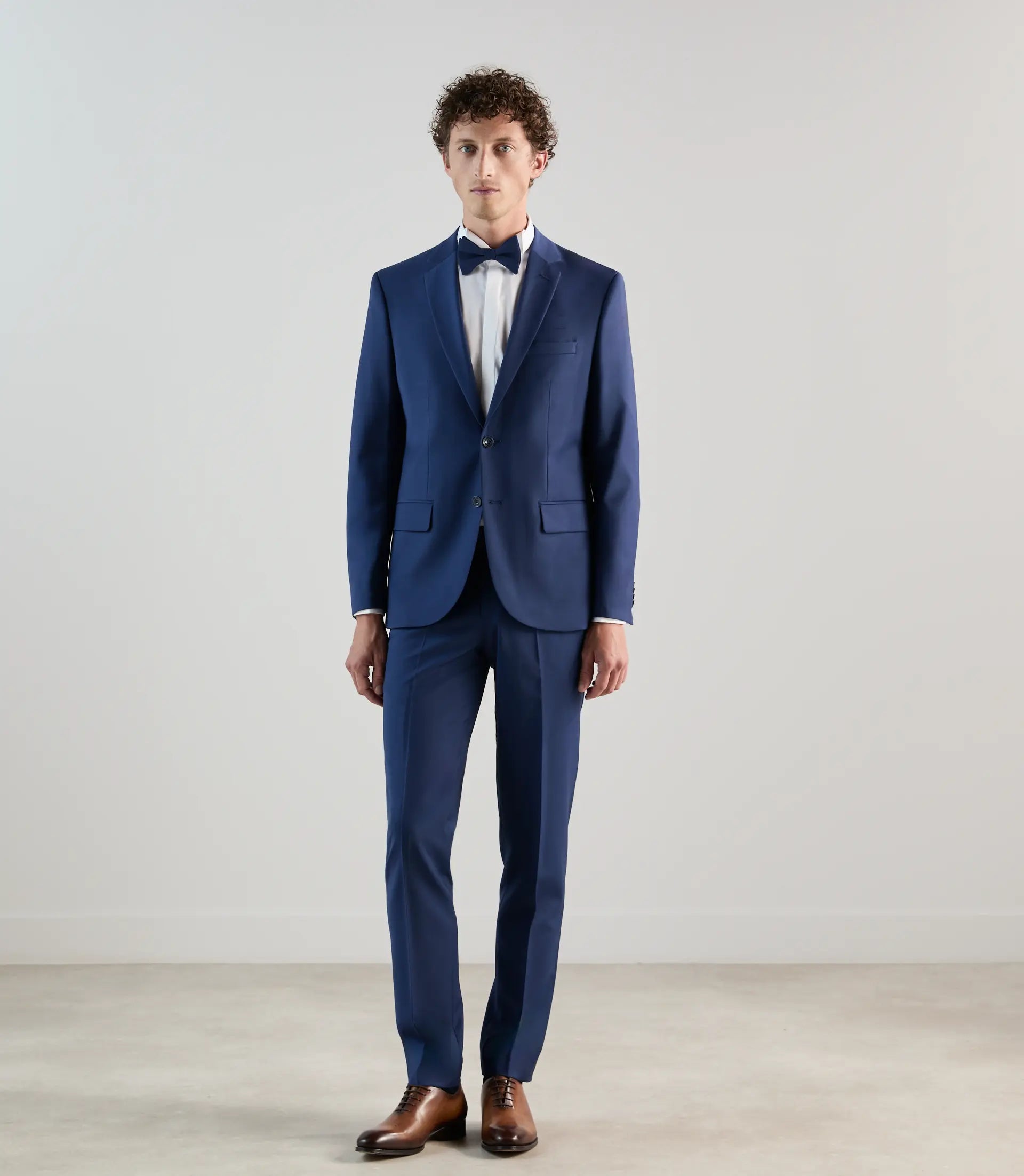 Costume 2 boutons en laine majoritaire bleu - IZAC