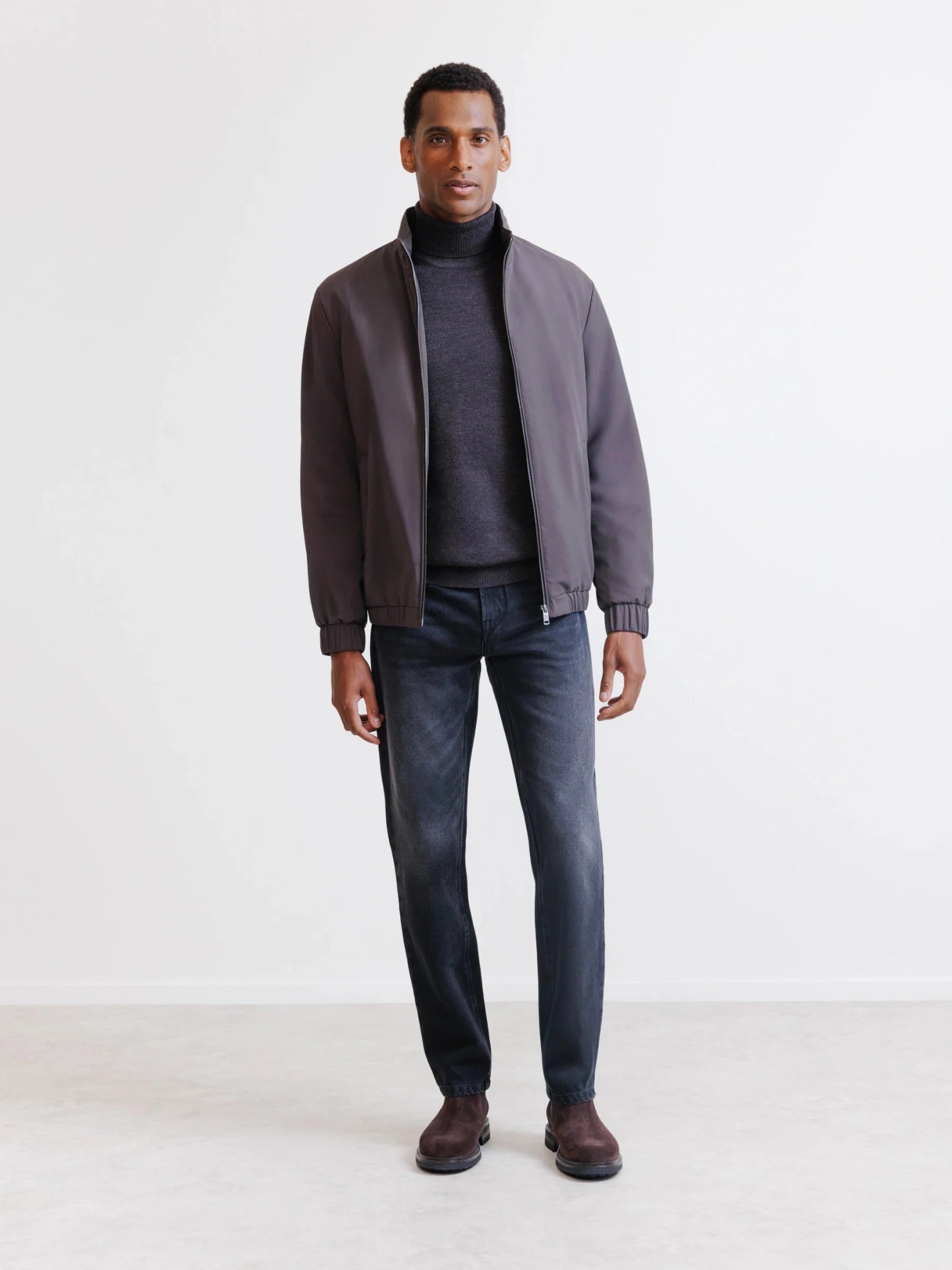Blouson avec capuche marron