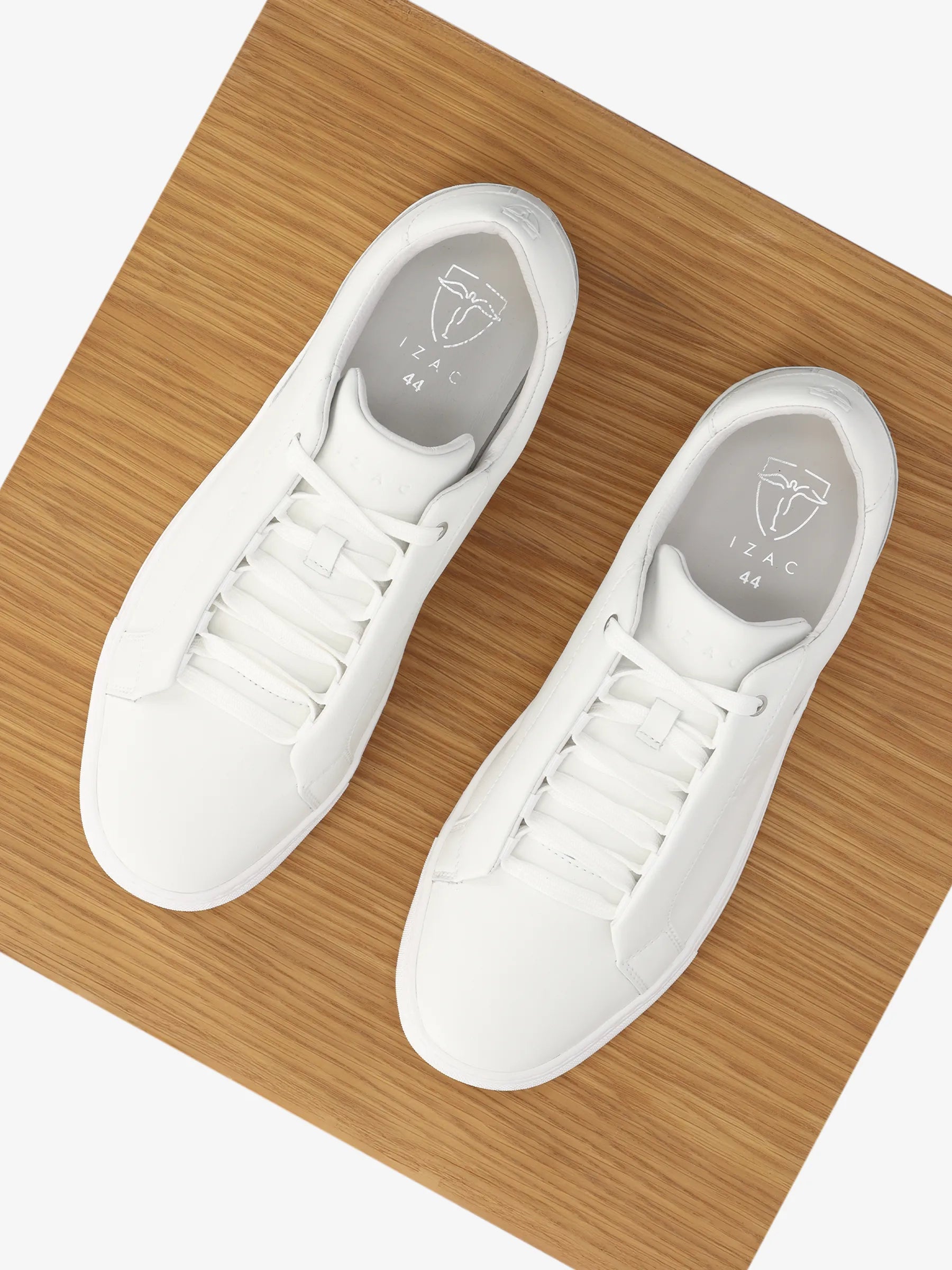 Baskets en cuir blanc