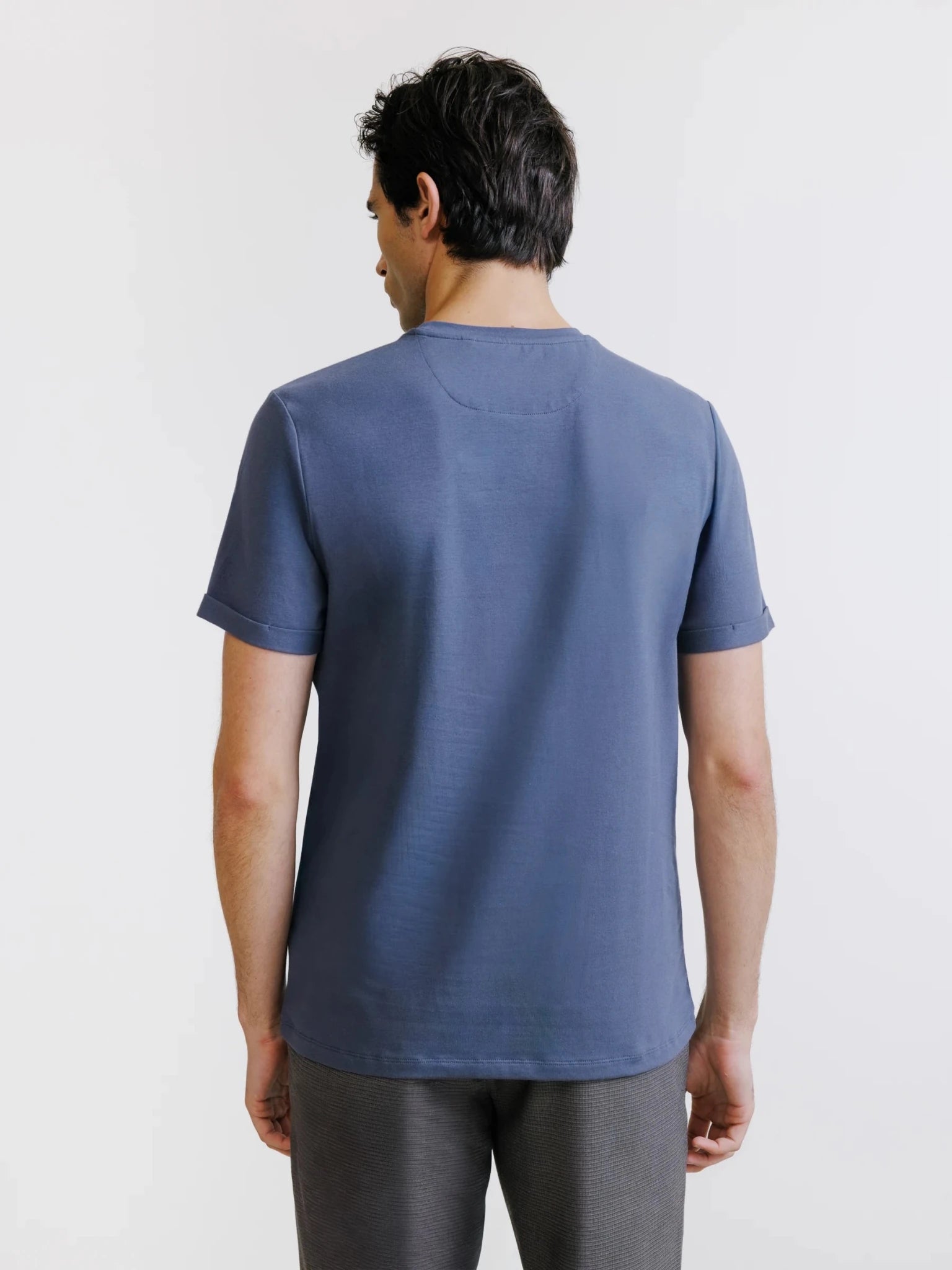 Blue-grey crewneck t-shirt