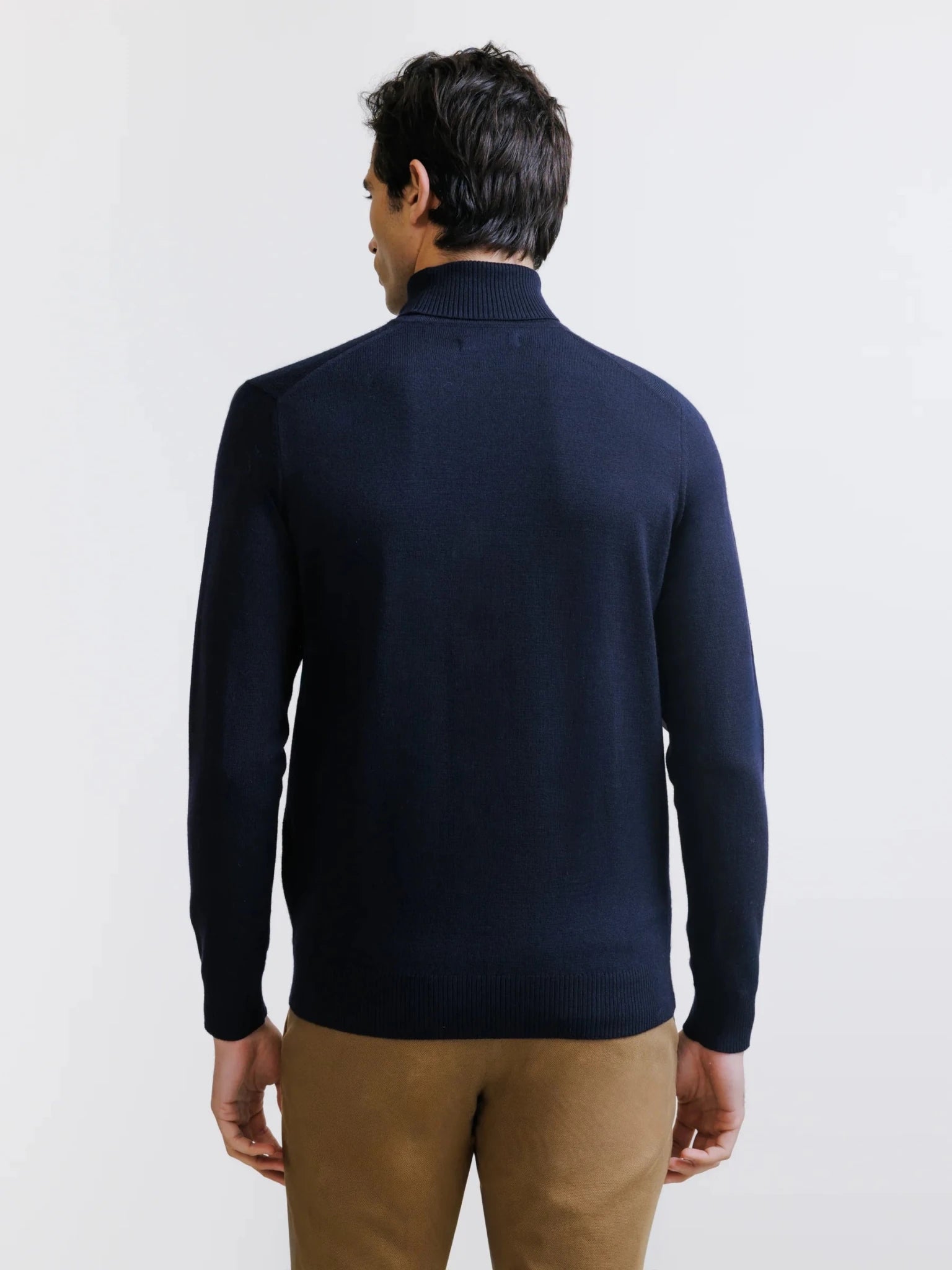 Pull col roulé en mérinos marine - IZAC