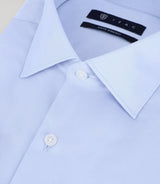 Chemise slim en satin de coton ciel - IZAC