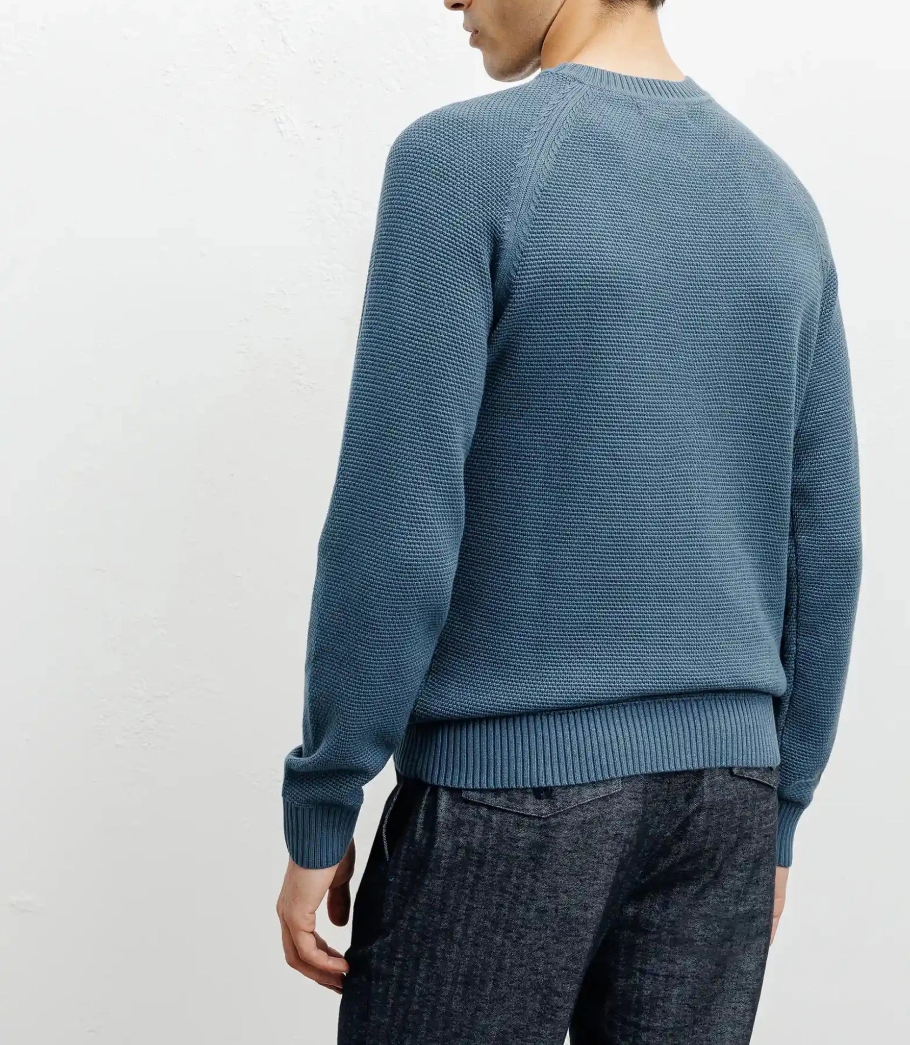 Pull col rond jeux de points bleu canard - IZAC