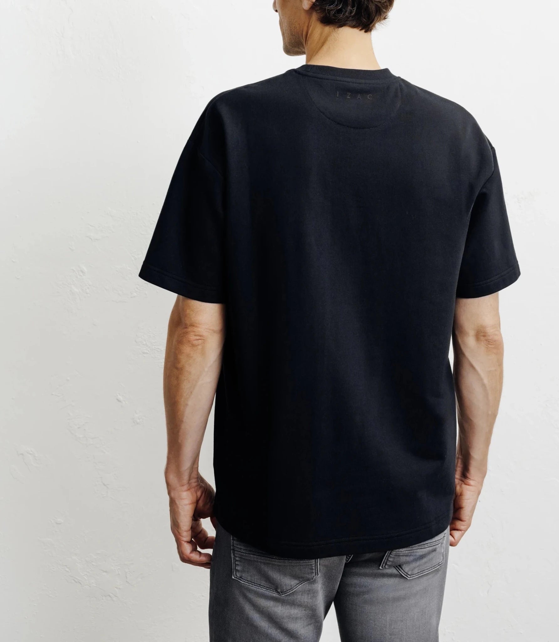 Oversized round-neck T-shirt, black