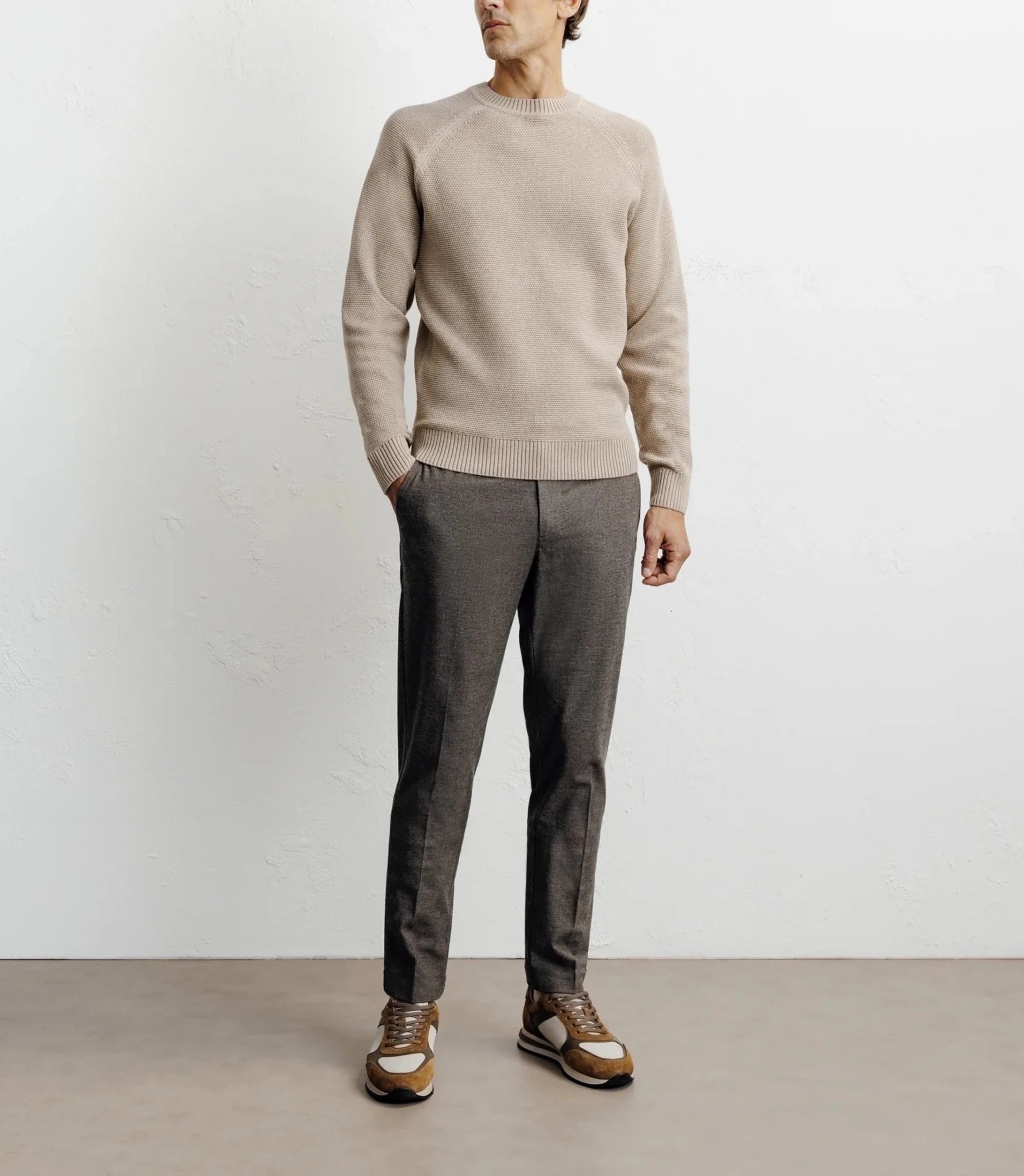 Pull col rond jeux de points beige - IZAC