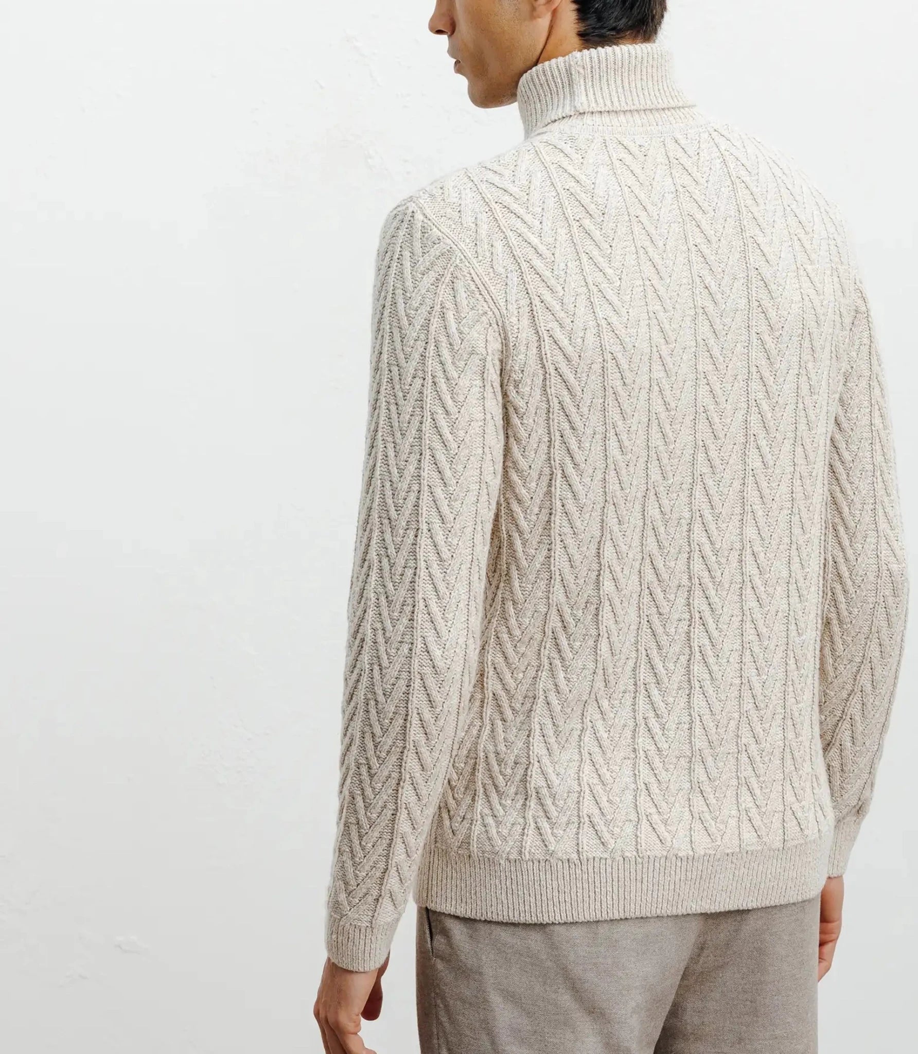 Pull col roulé torsadé beige - IZAC