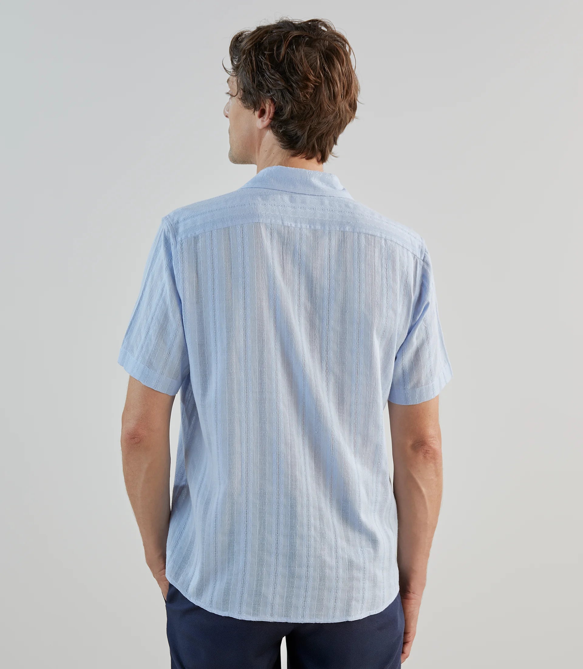 Chemise casual brodée ciel - IZAC