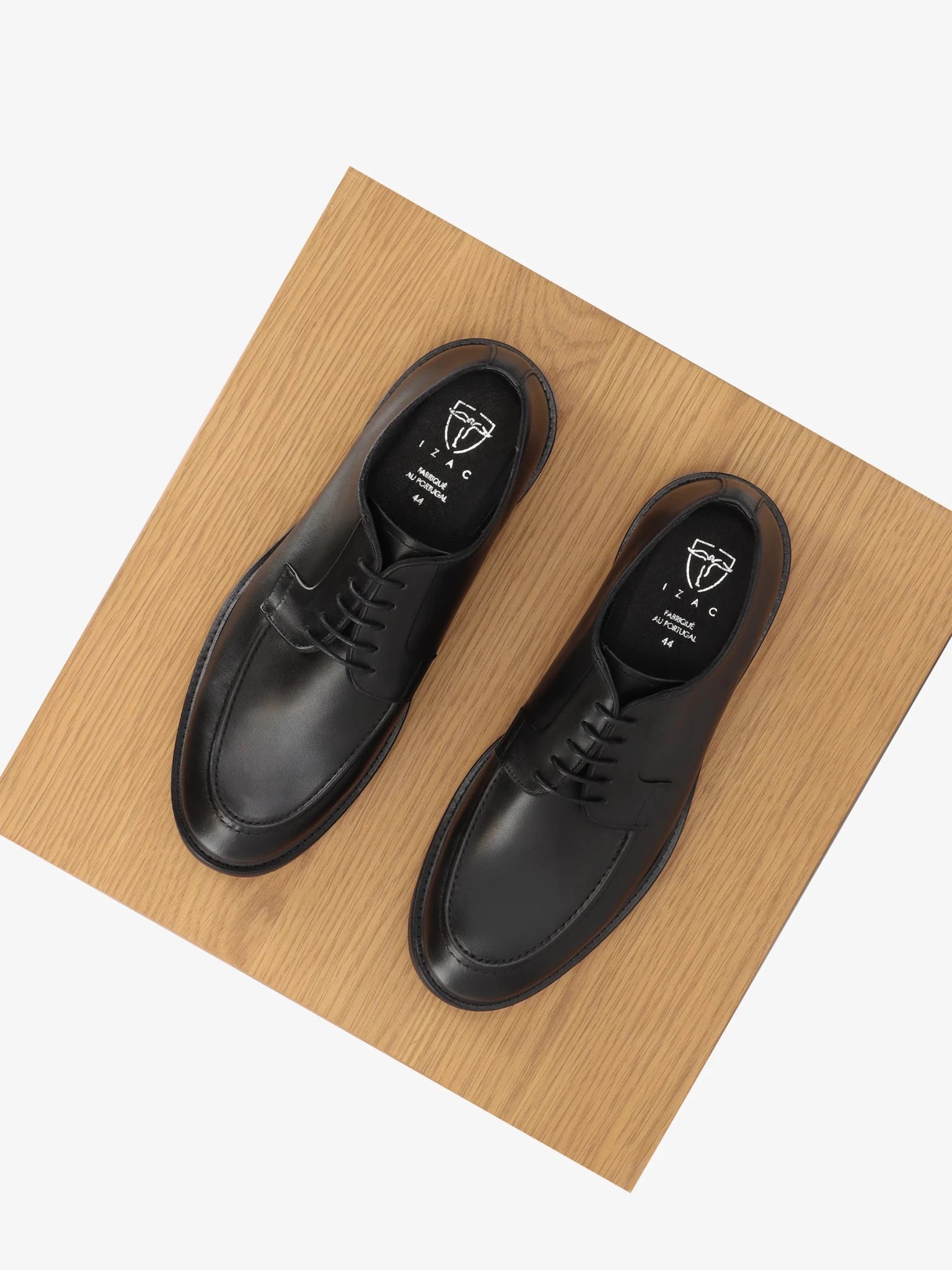 Black leather Derby shoes