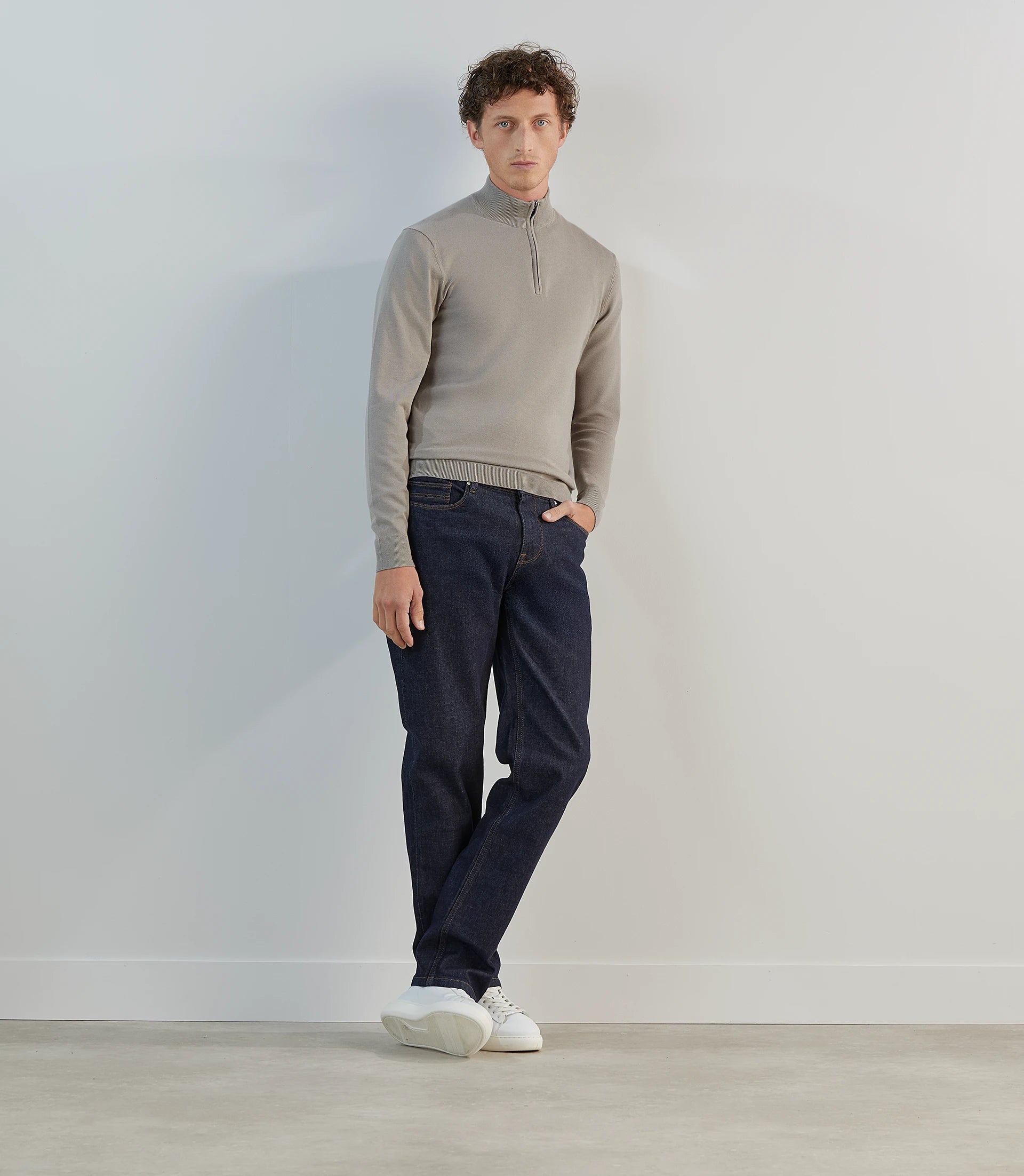 Pull demi - zip à col montant taupe - IZAC