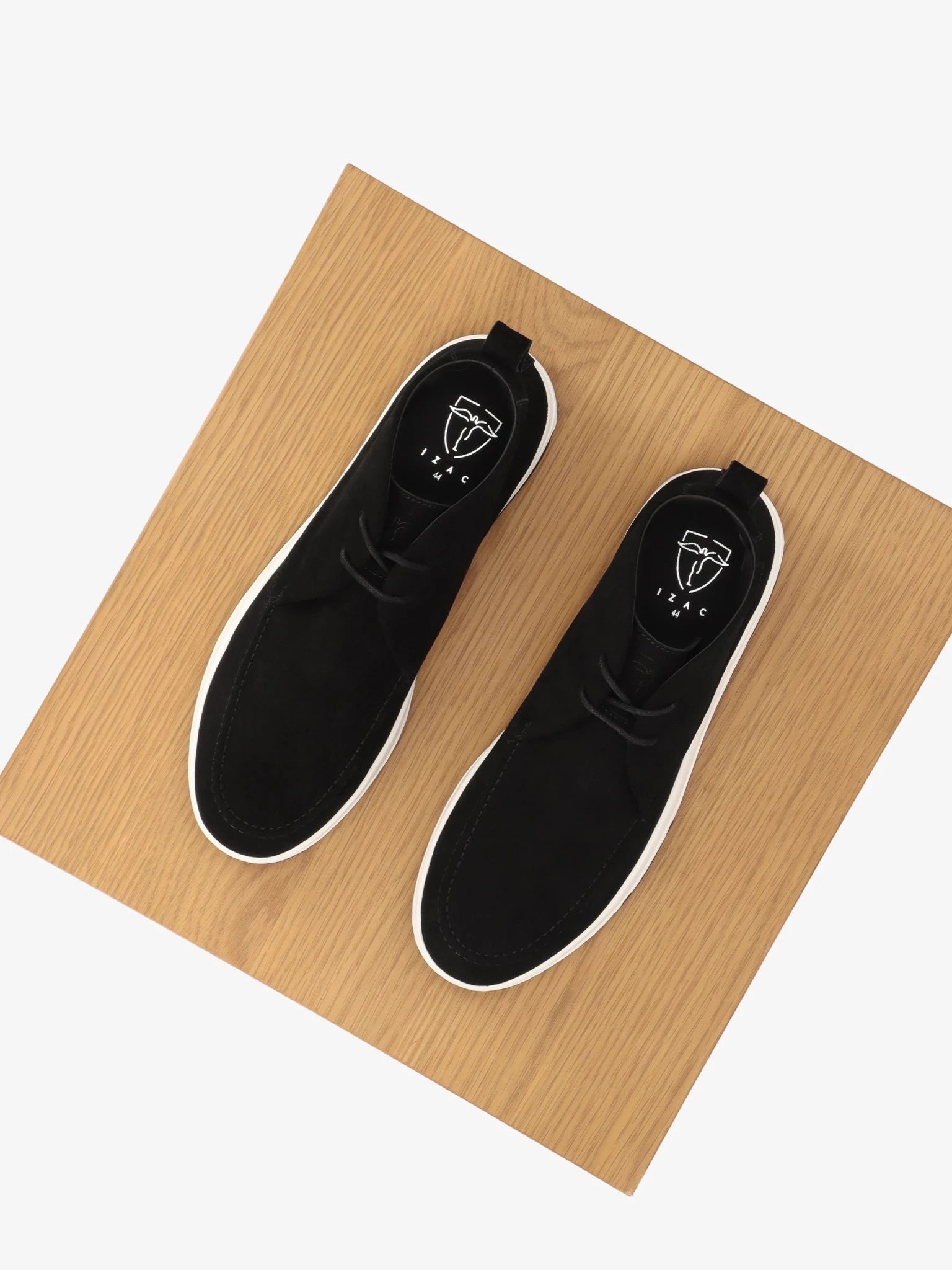 Bottines casual en suède noir - IZAC